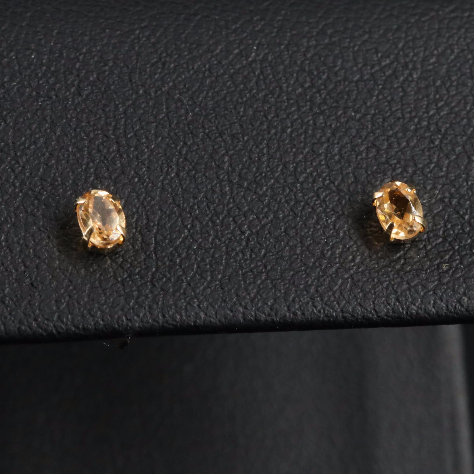 18K Imperial Garnet Stud Earrings