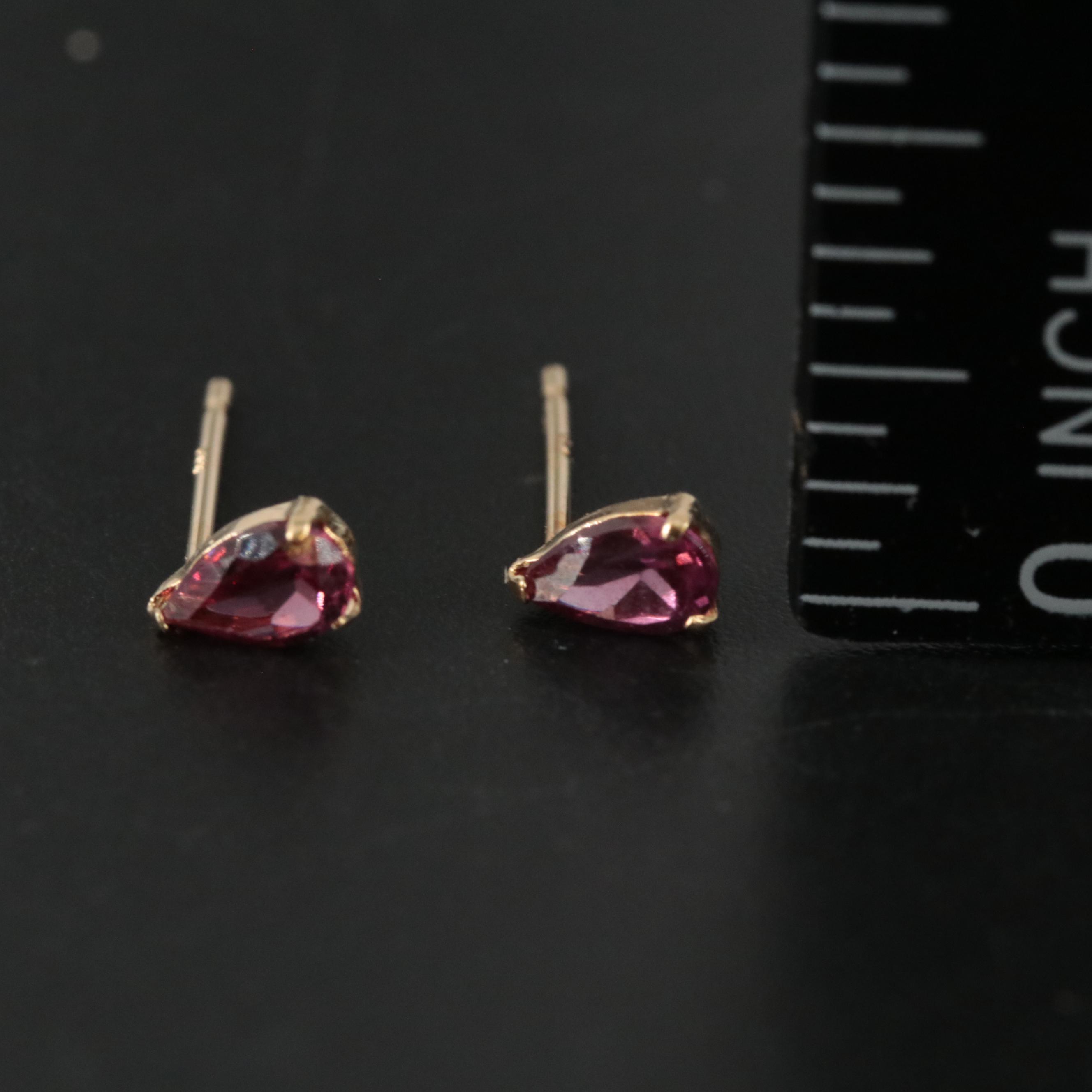 18K Red Garnet Stud Earrings