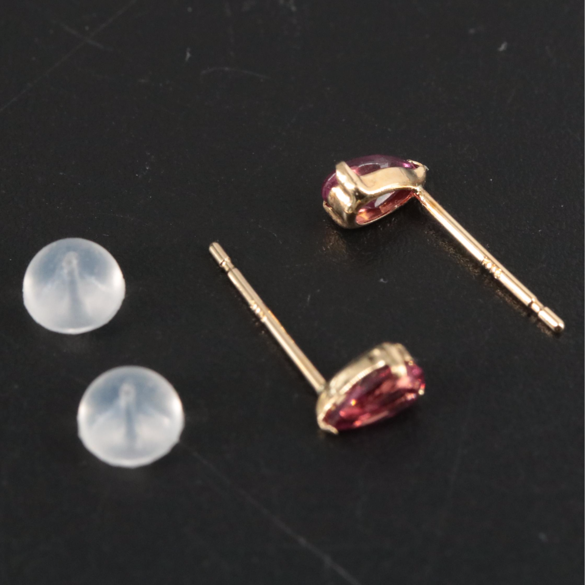 18K Red Garnet Stud Earrings
