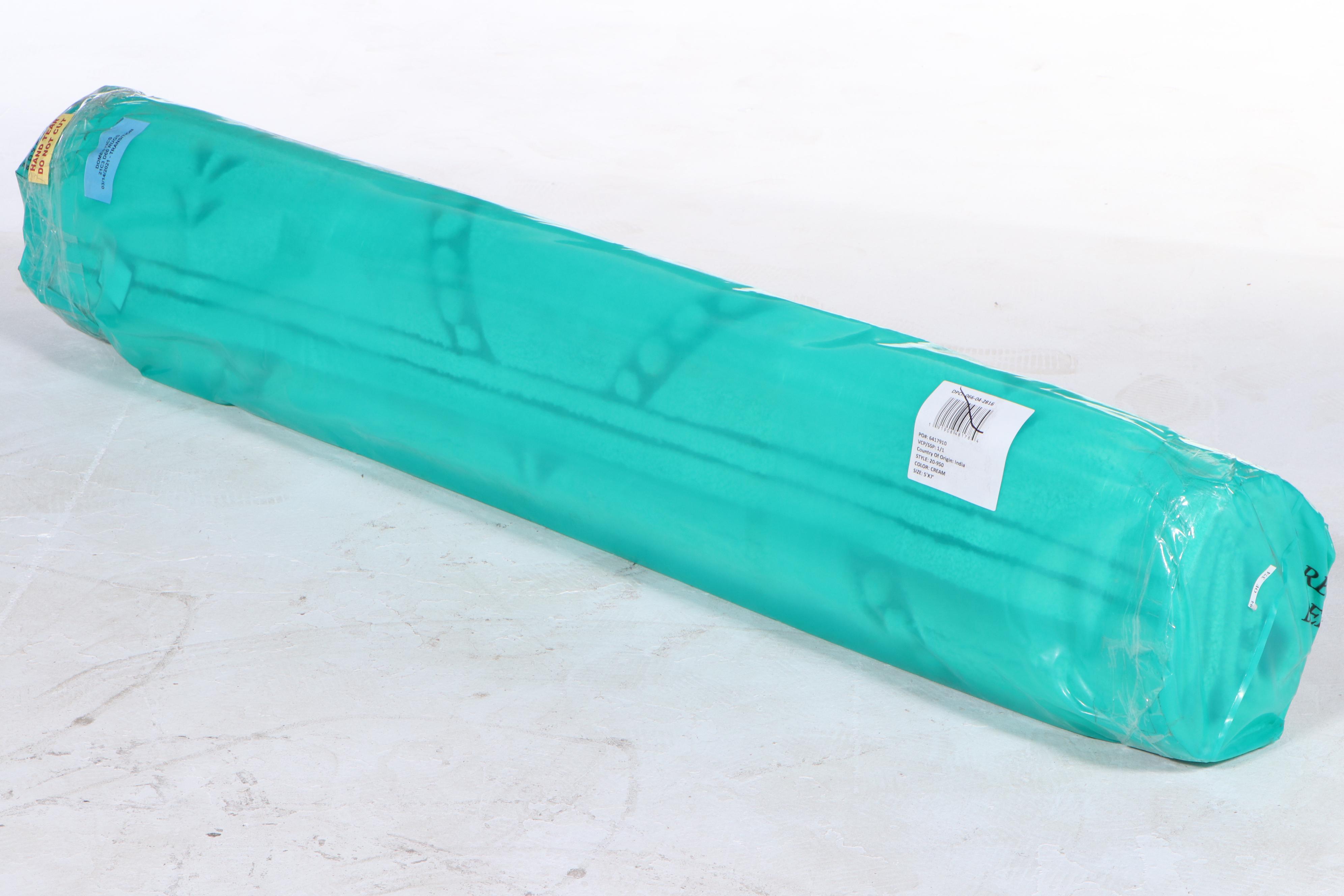 5' x 7' HandTufted Threshold with Studio McGee Cedar Hills Area Rug EBTH