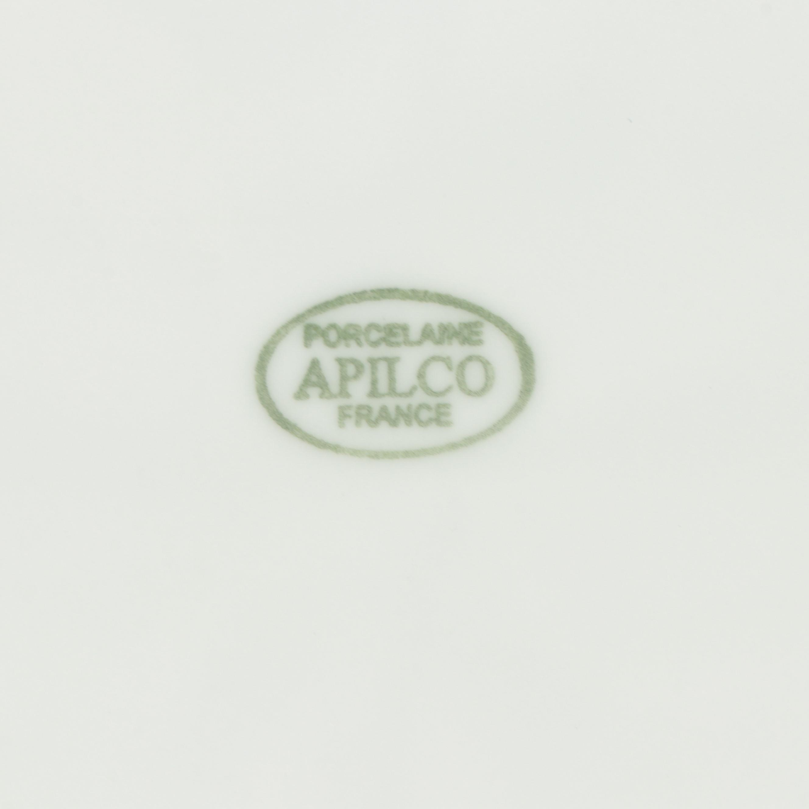 Apilco "Tradition Blue" Porcelain Dinnerware with Sferra "Acanthus" Table Linens