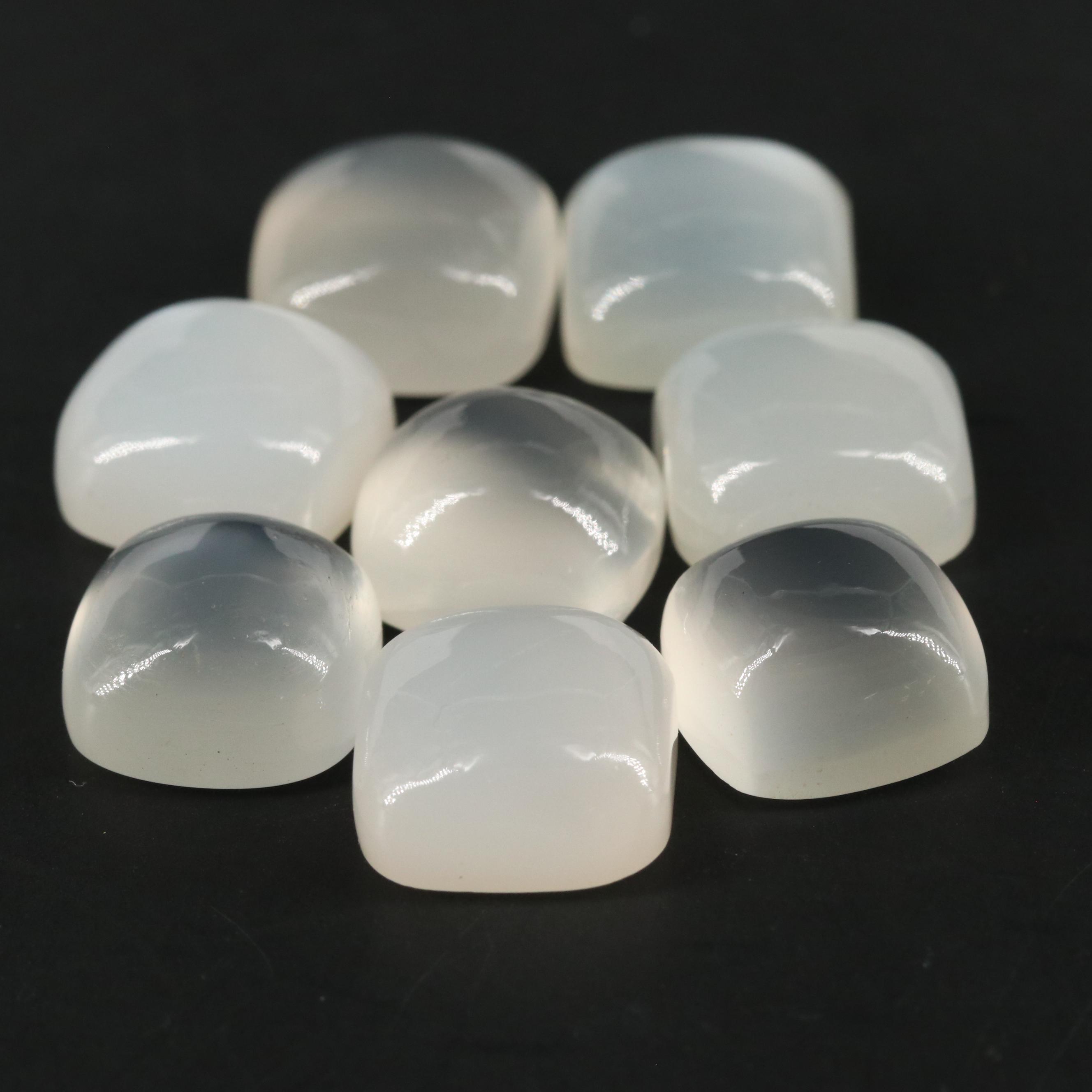 Loose 40.00 CTW Moonstone