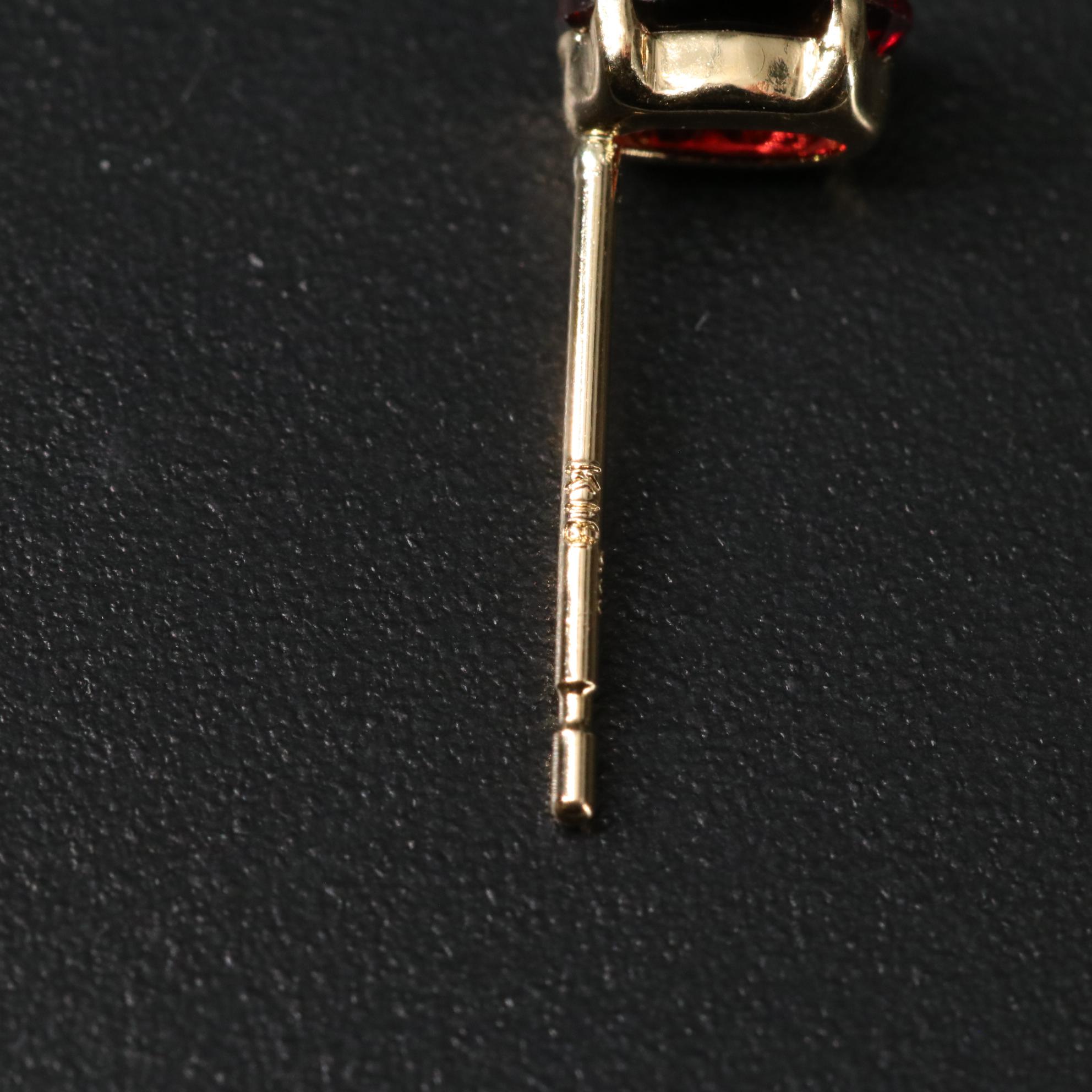 18K Purple Garnet Stud Earrings