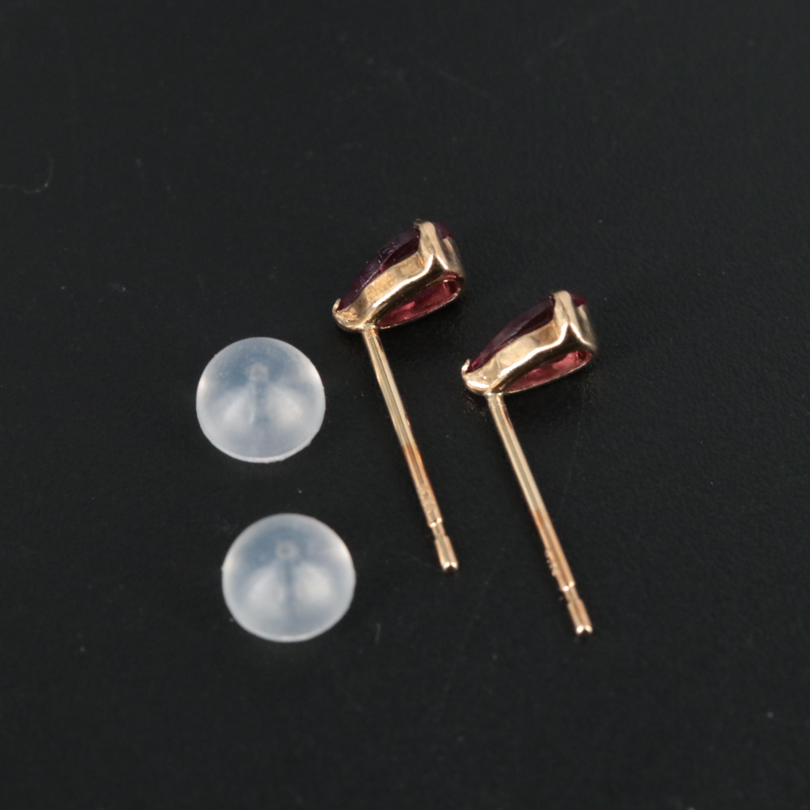 18K Red Garnet Stud Earrings