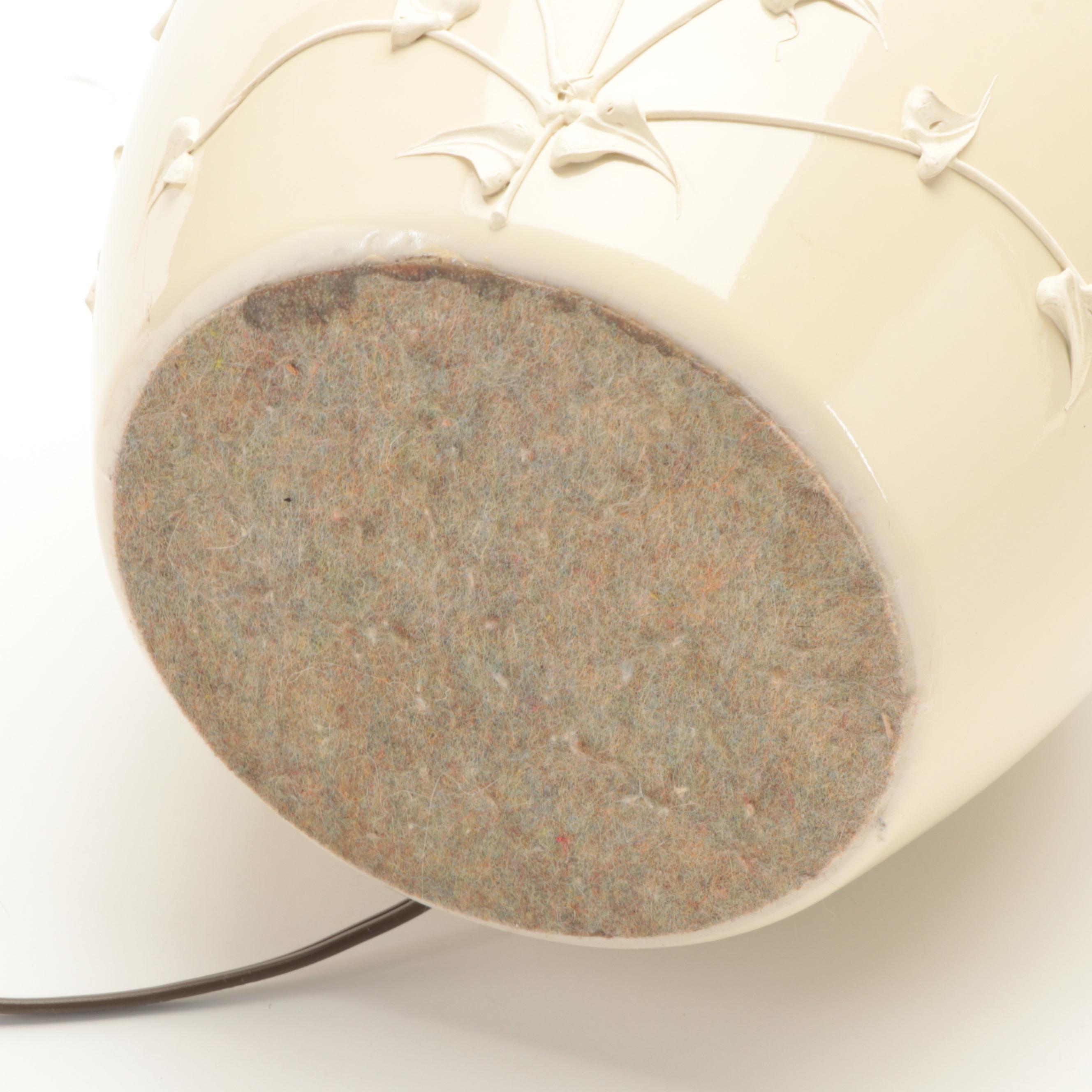 Textured Pattern Ceramic Table Lamp