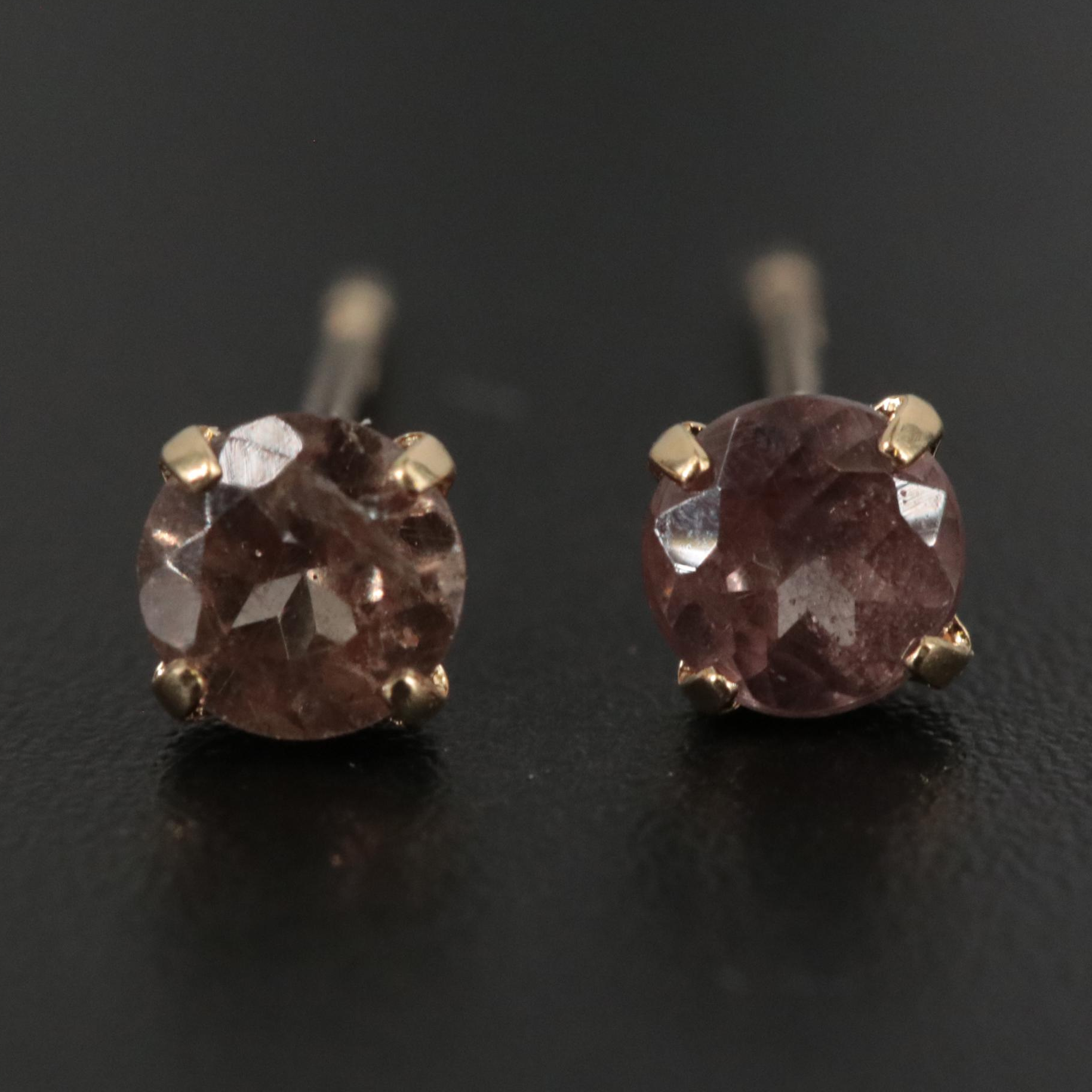 18K Color Change Garnet Stud Earrings