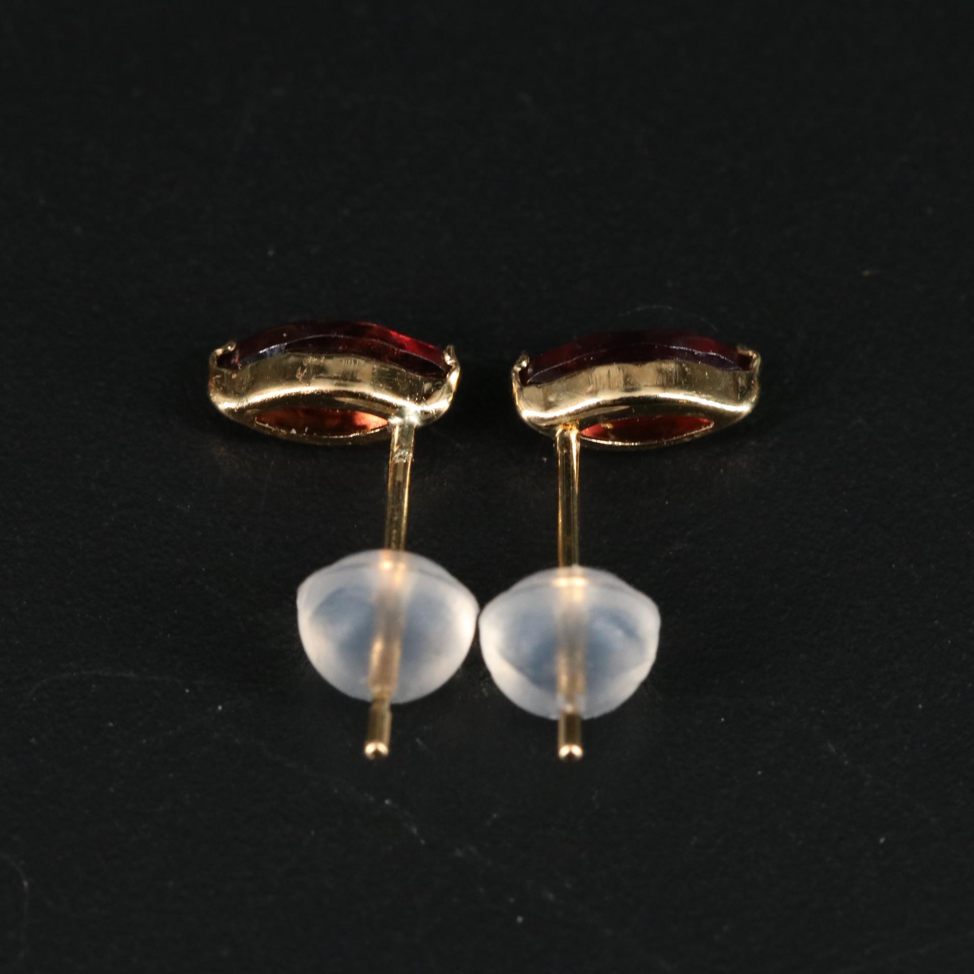 18K Zircon Stud Earrings