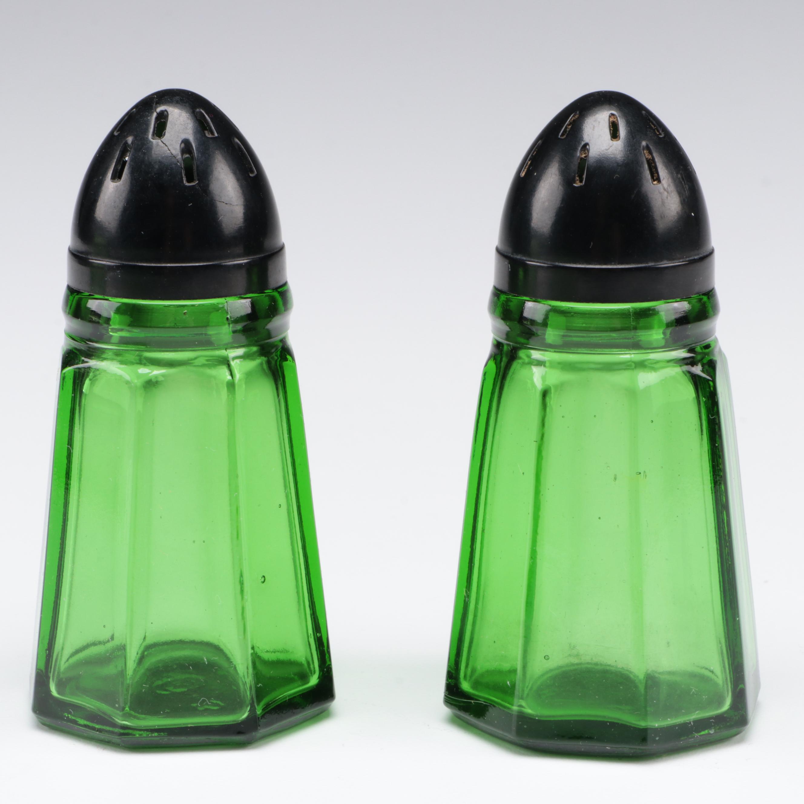 Hazel Atlas and Other Refrigerator Dishes and Other Glass Tableware