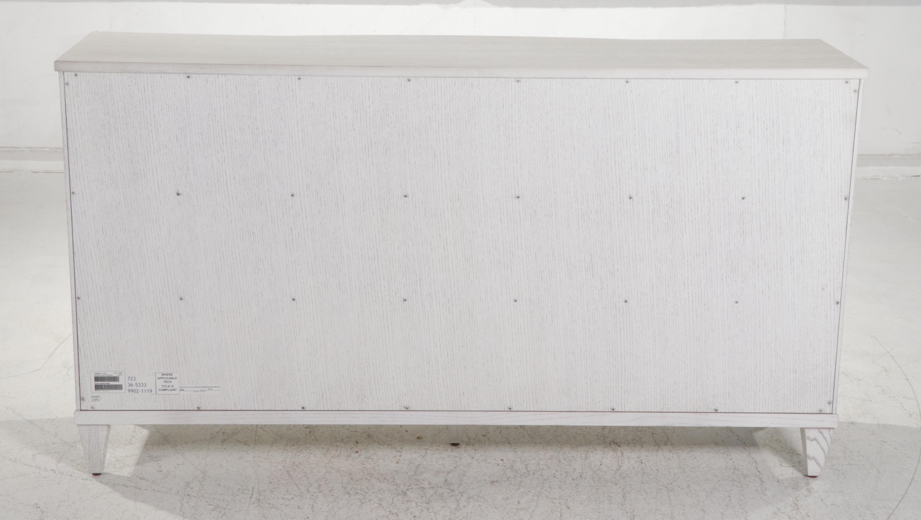 Ethan Allen "Heston" Oak-Veneered Nine-Drawer Dresser