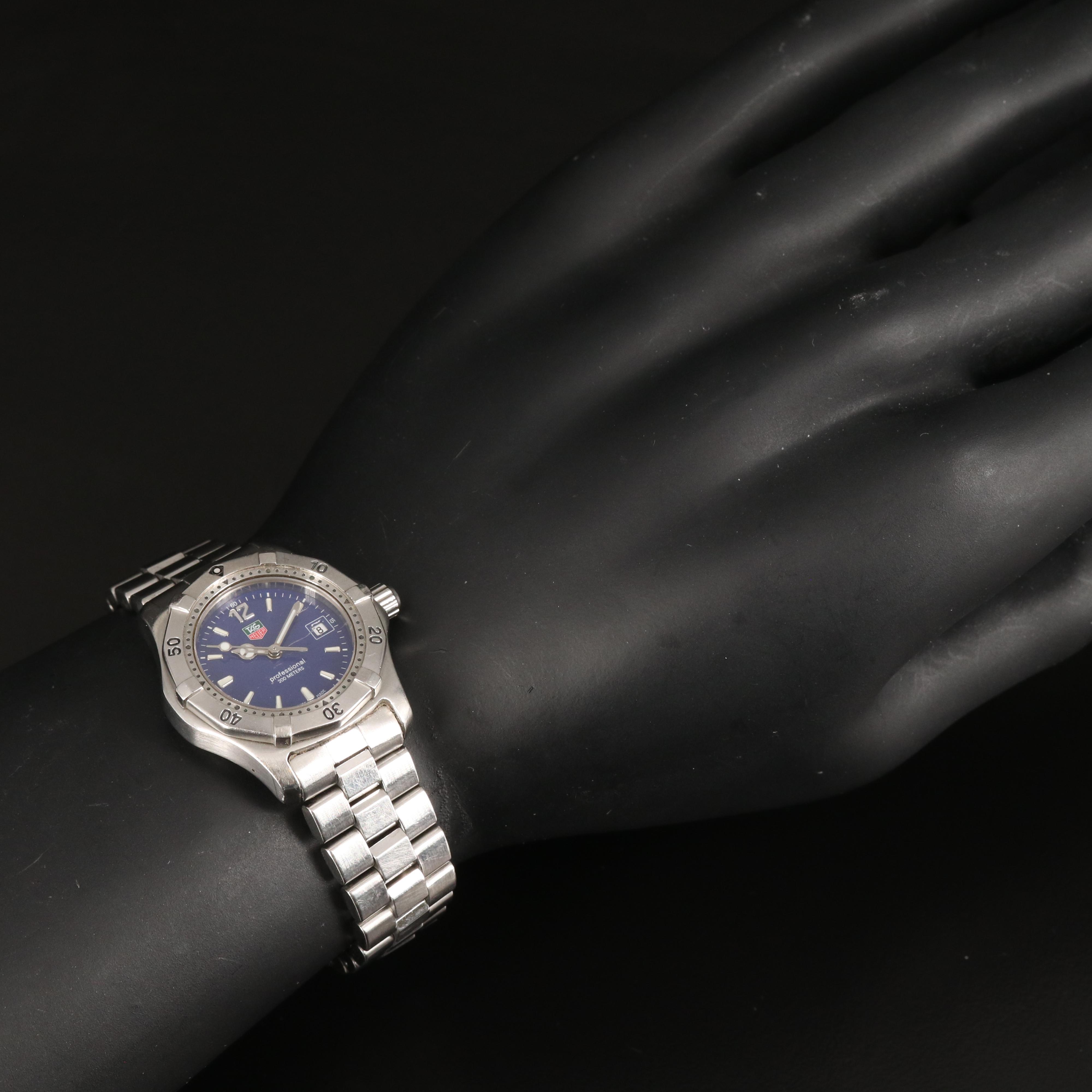 TAG Heuer Professional 200 Meters Watch