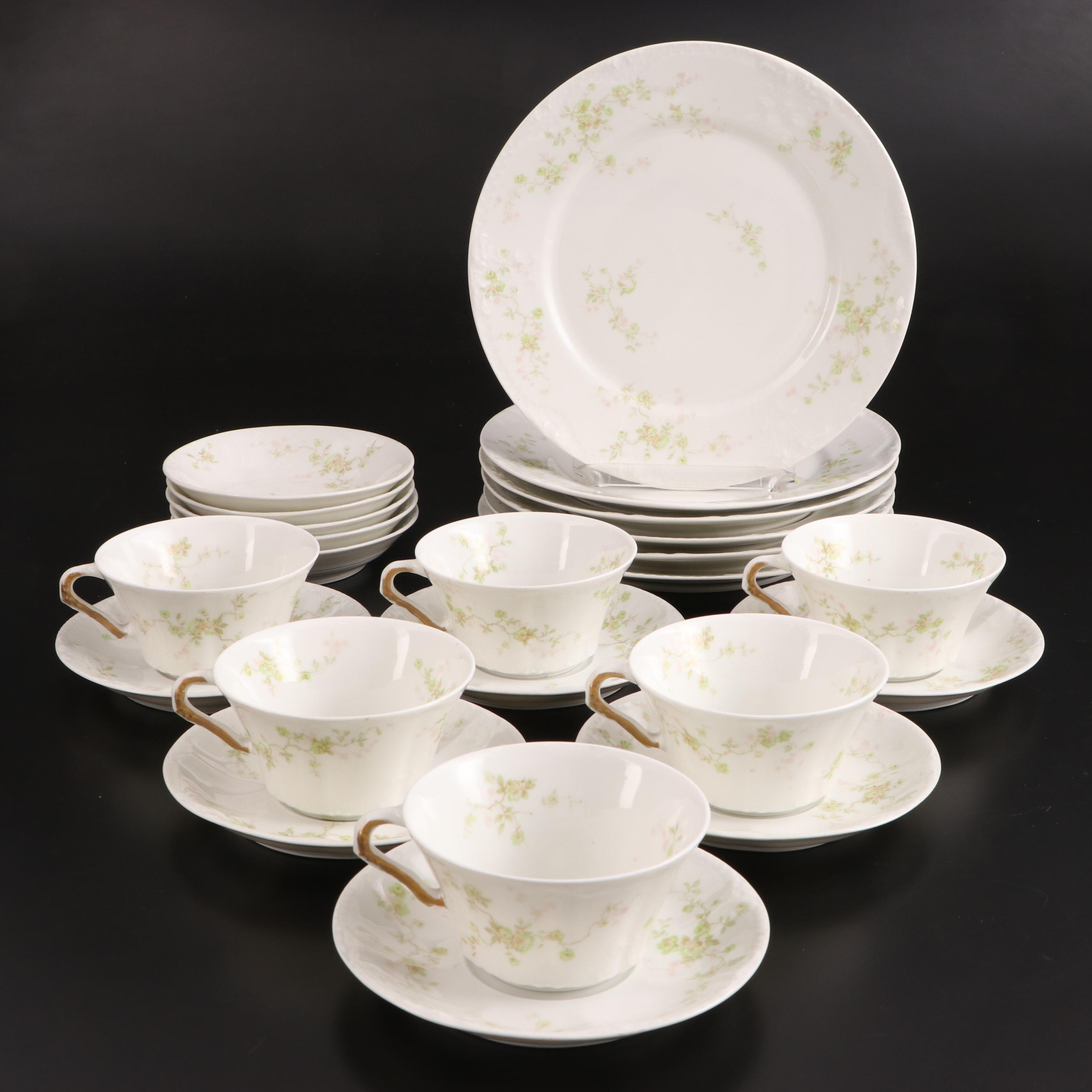 Theodore Haviland "Florida" Porcelain Dinnerware, Early 20th Century