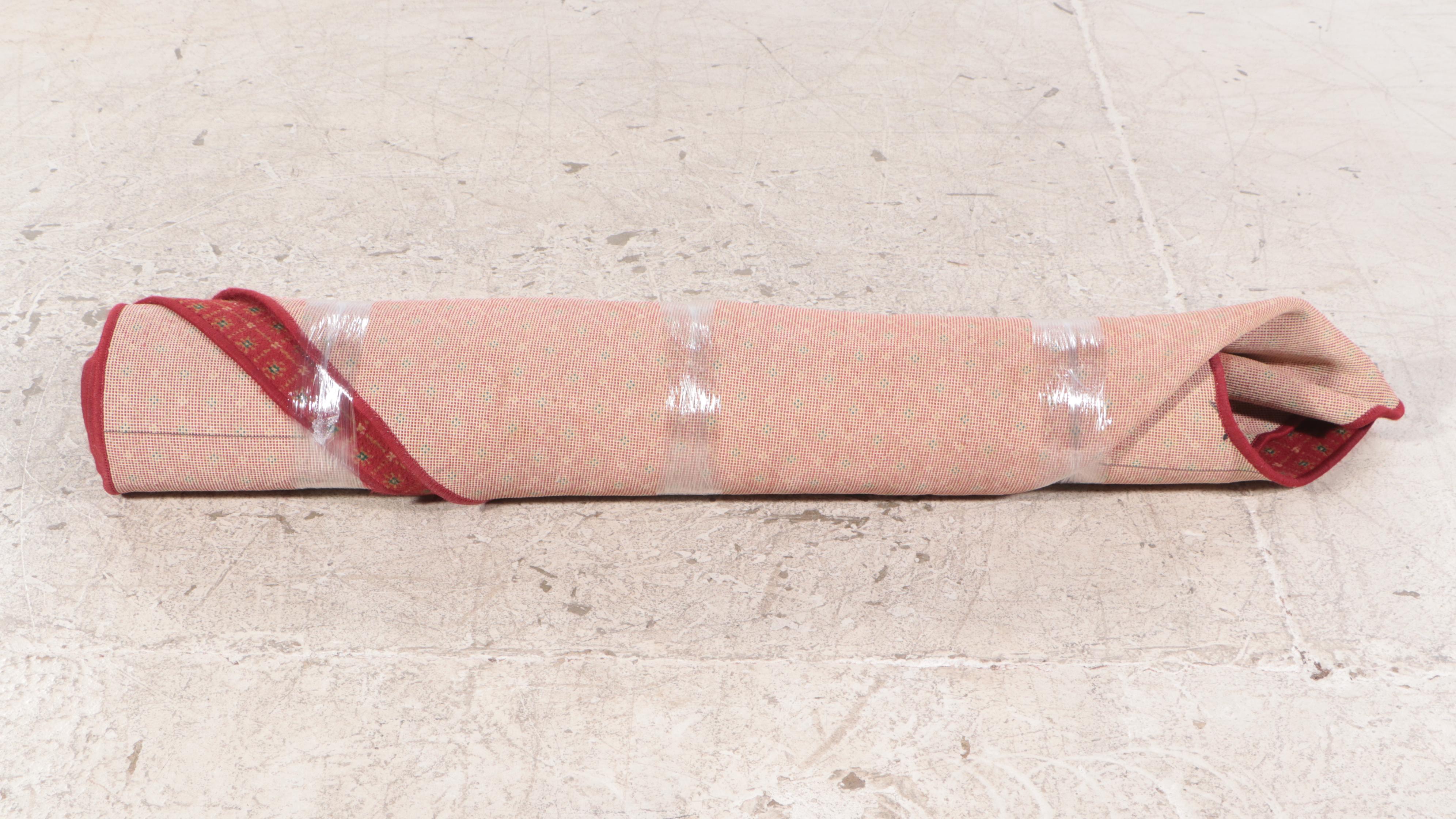 Machine Made Custom Shaped Area Rug