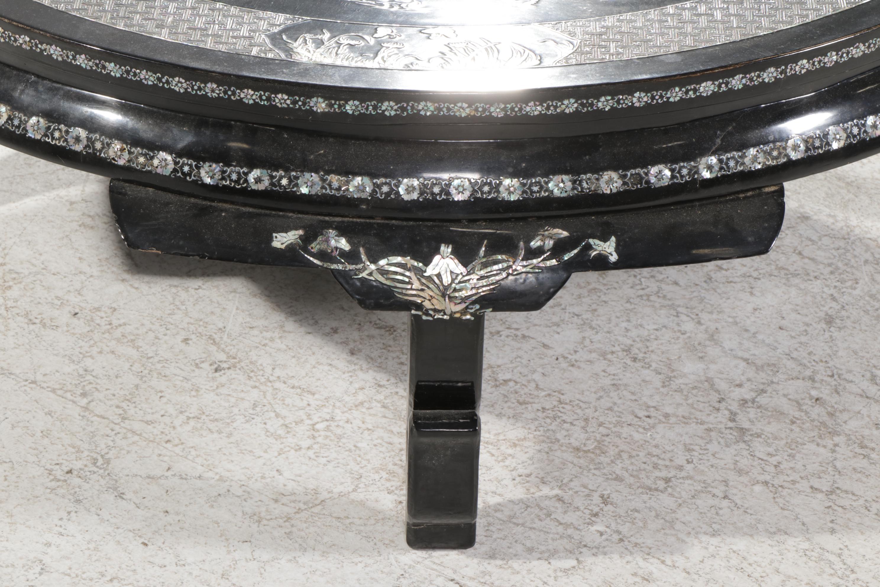 Chinese Black Lacquered Coffee Table with Mother of Pearl Inlay