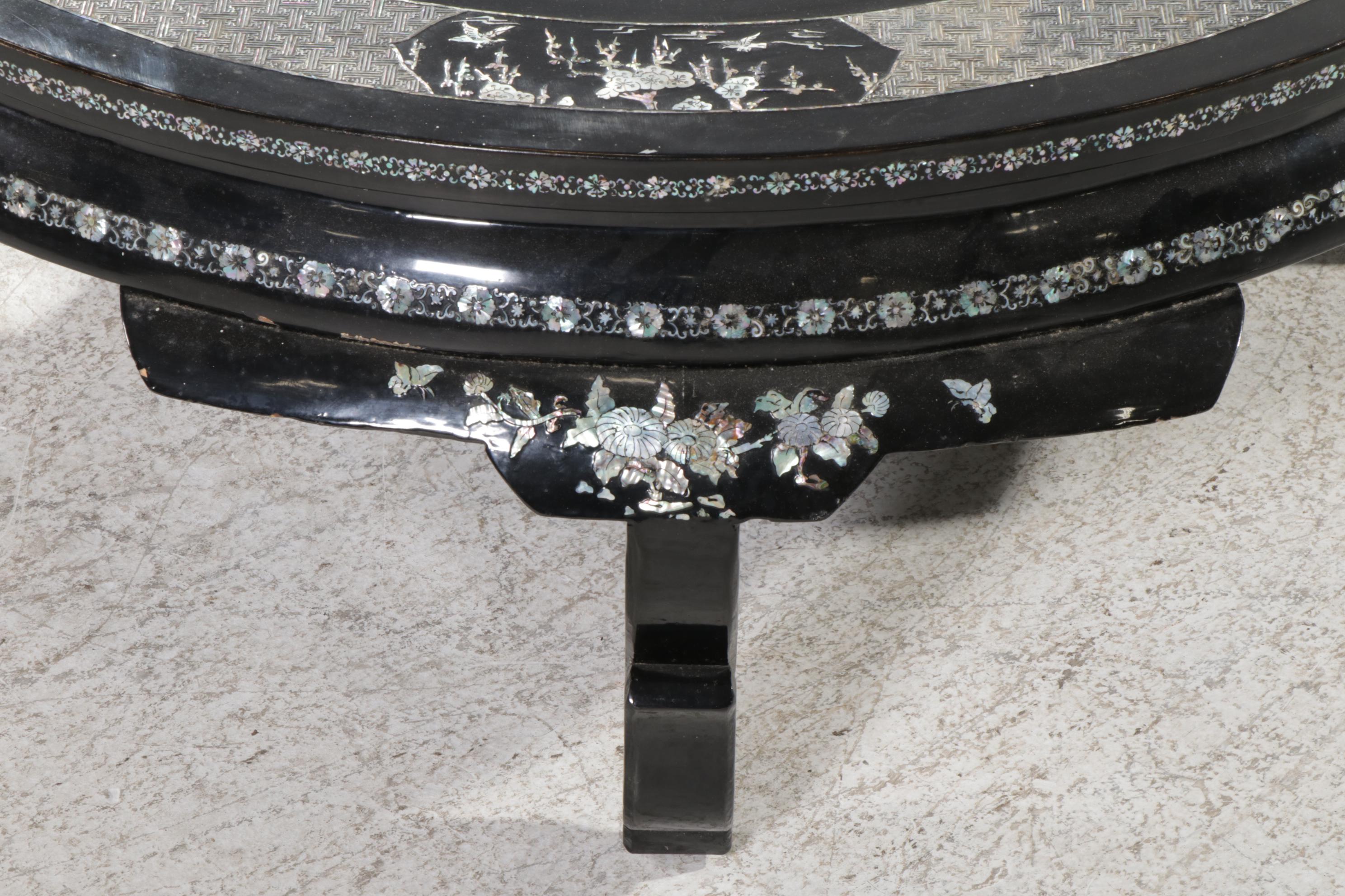 Chinese Black Lacquered Coffee Table with Mother of Pearl Inlay