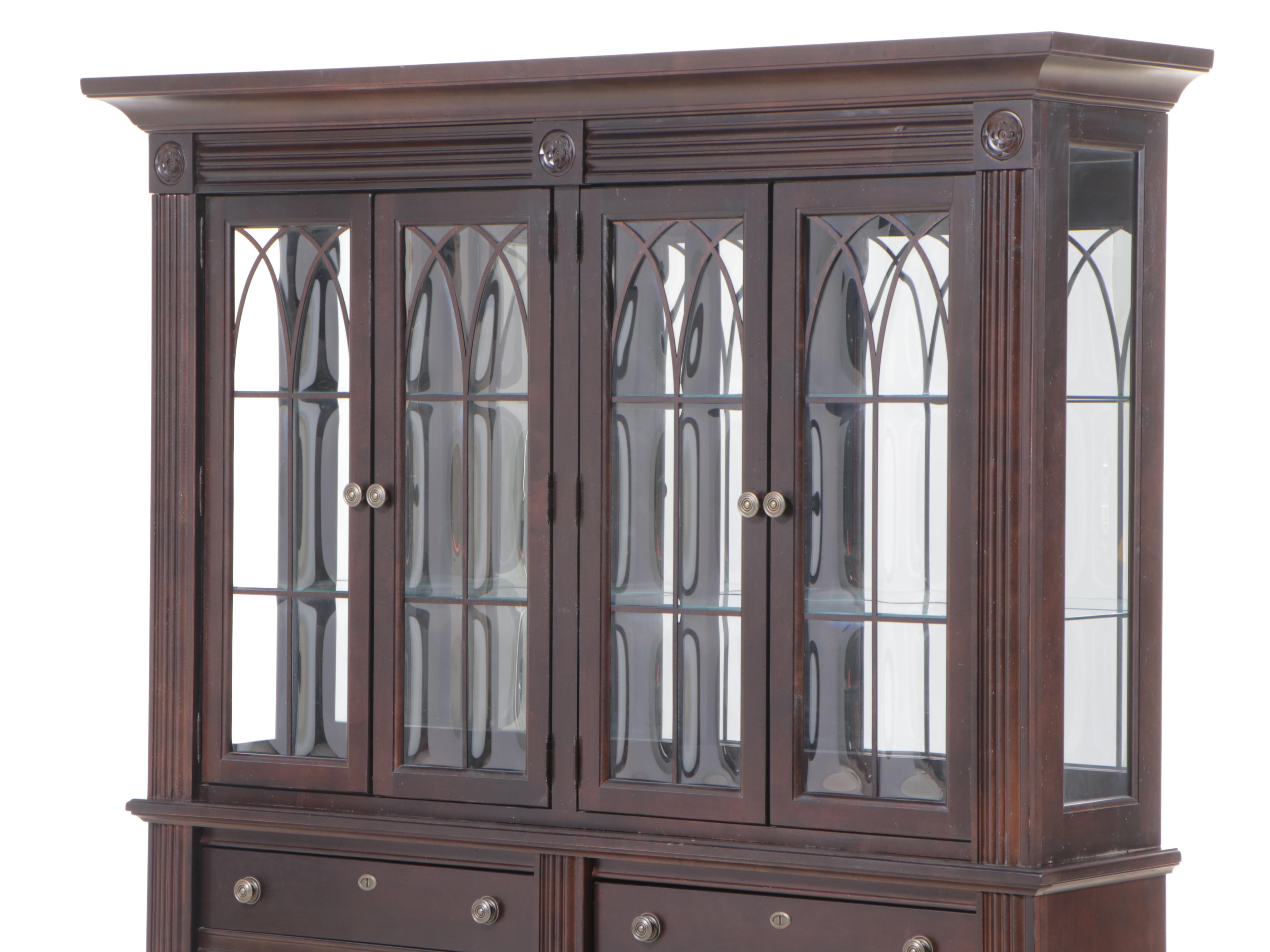 Broyhill "Charlestowne Square" Cherrywood China Cabinet