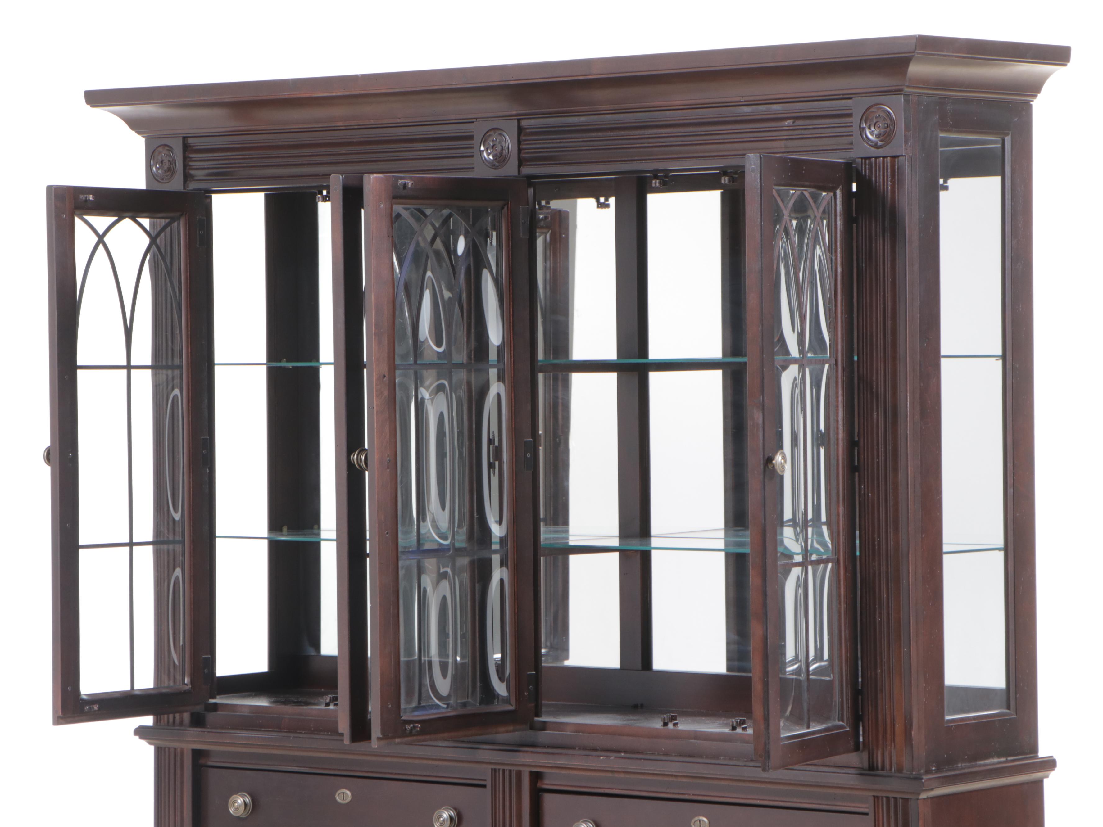 Broyhill "Charlestowne Square" Cherrywood China Cabinet