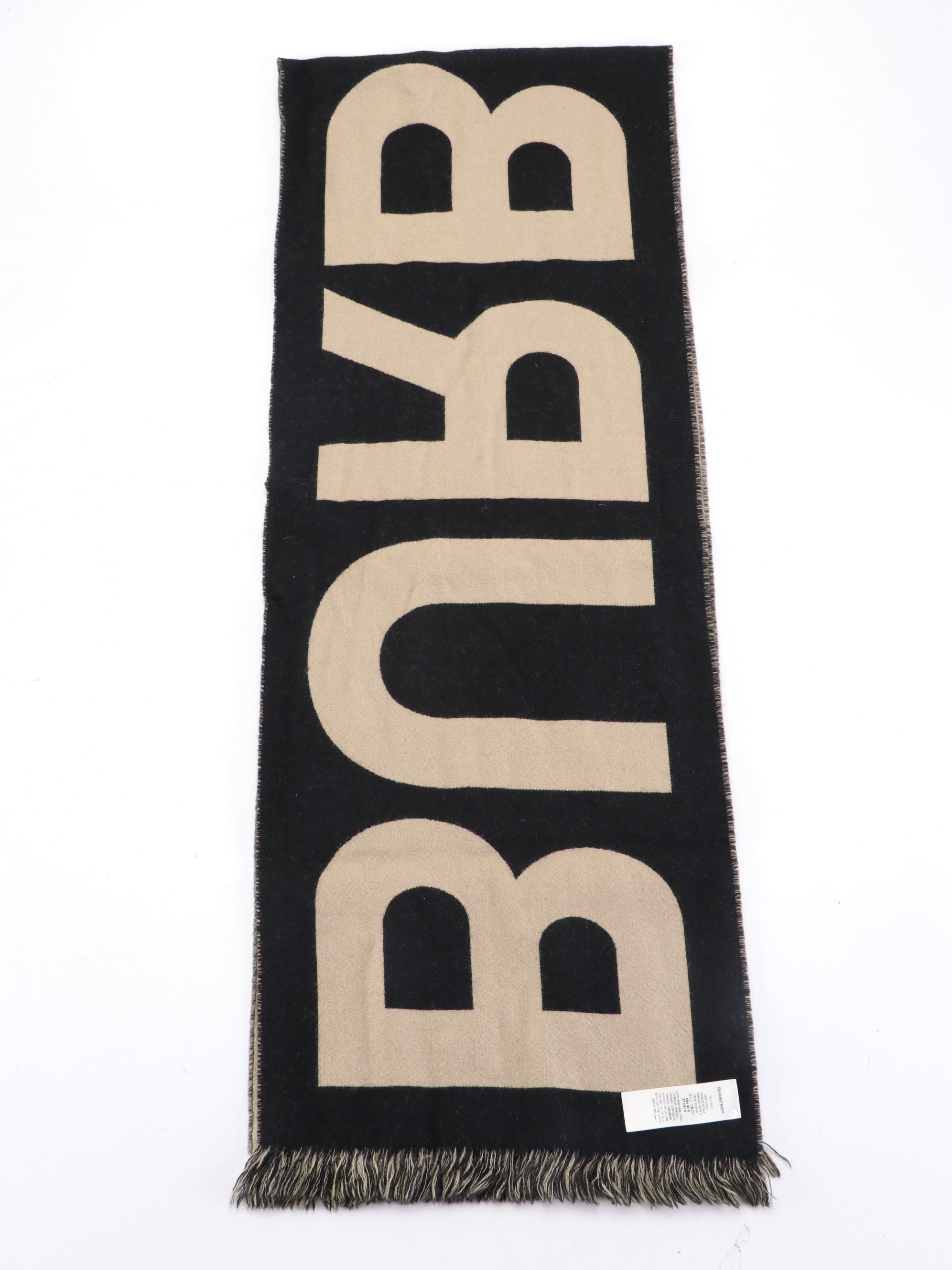 Burberry Fringe Scarf in Wool Jacquard with Box