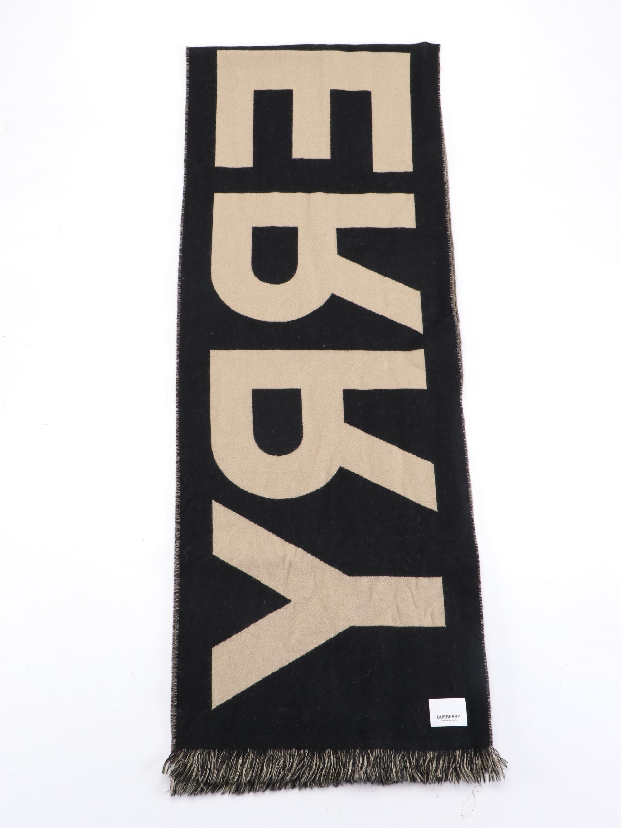 Burberry Fringe Scarf in Wool Jacquard with Box