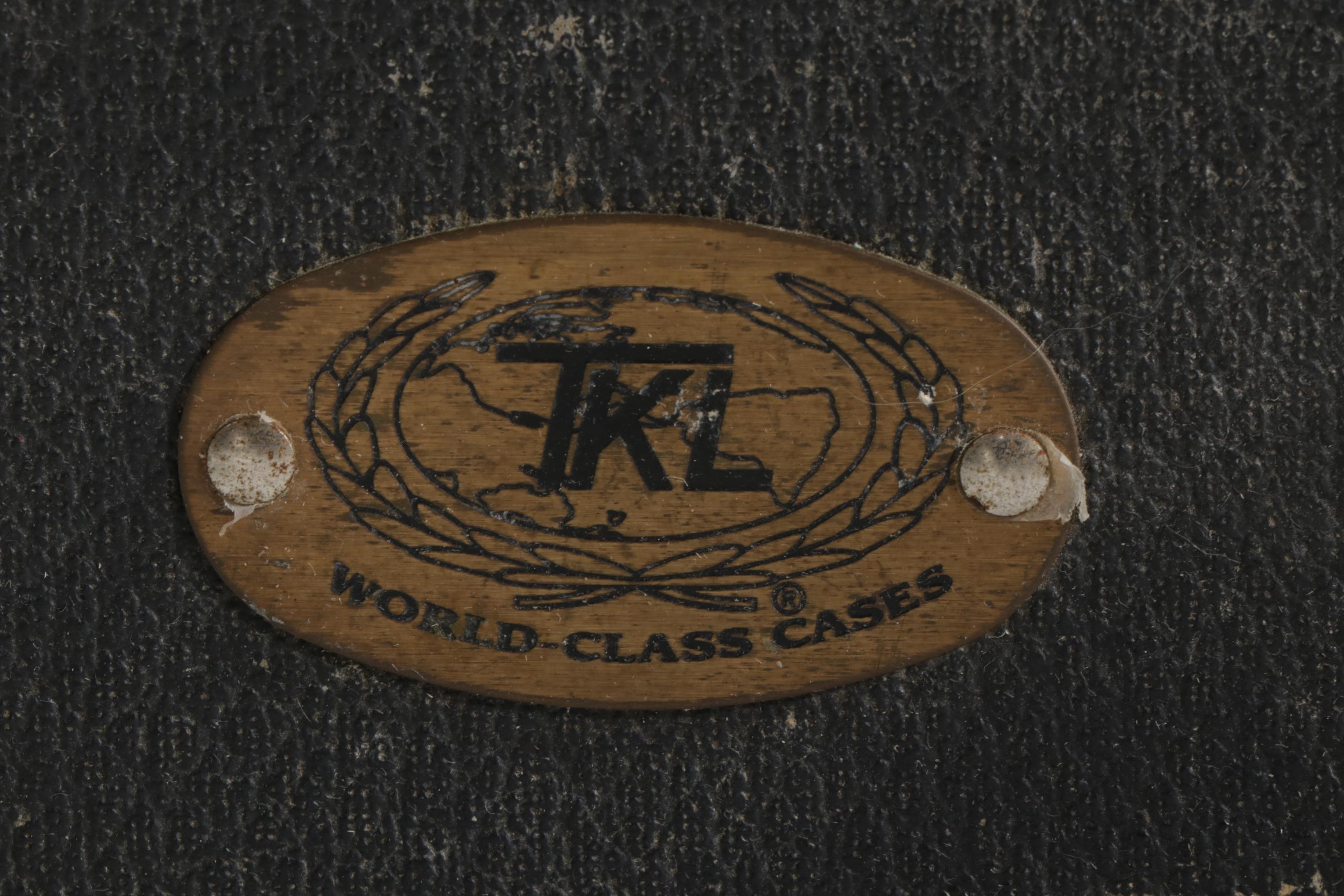 Gibson 6 String Acoustic Guitar in Case