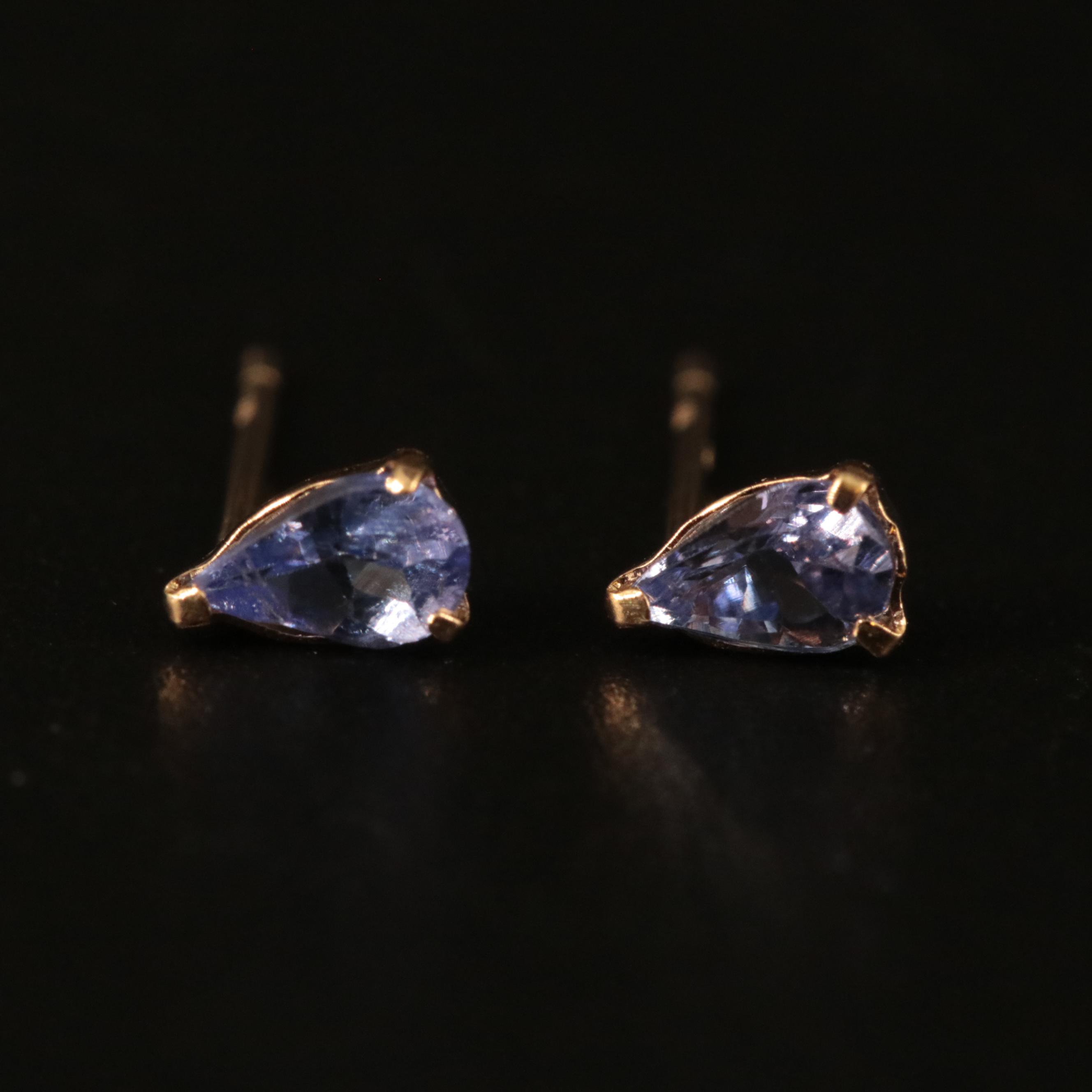 18K Tanzanite Stud Earrings
