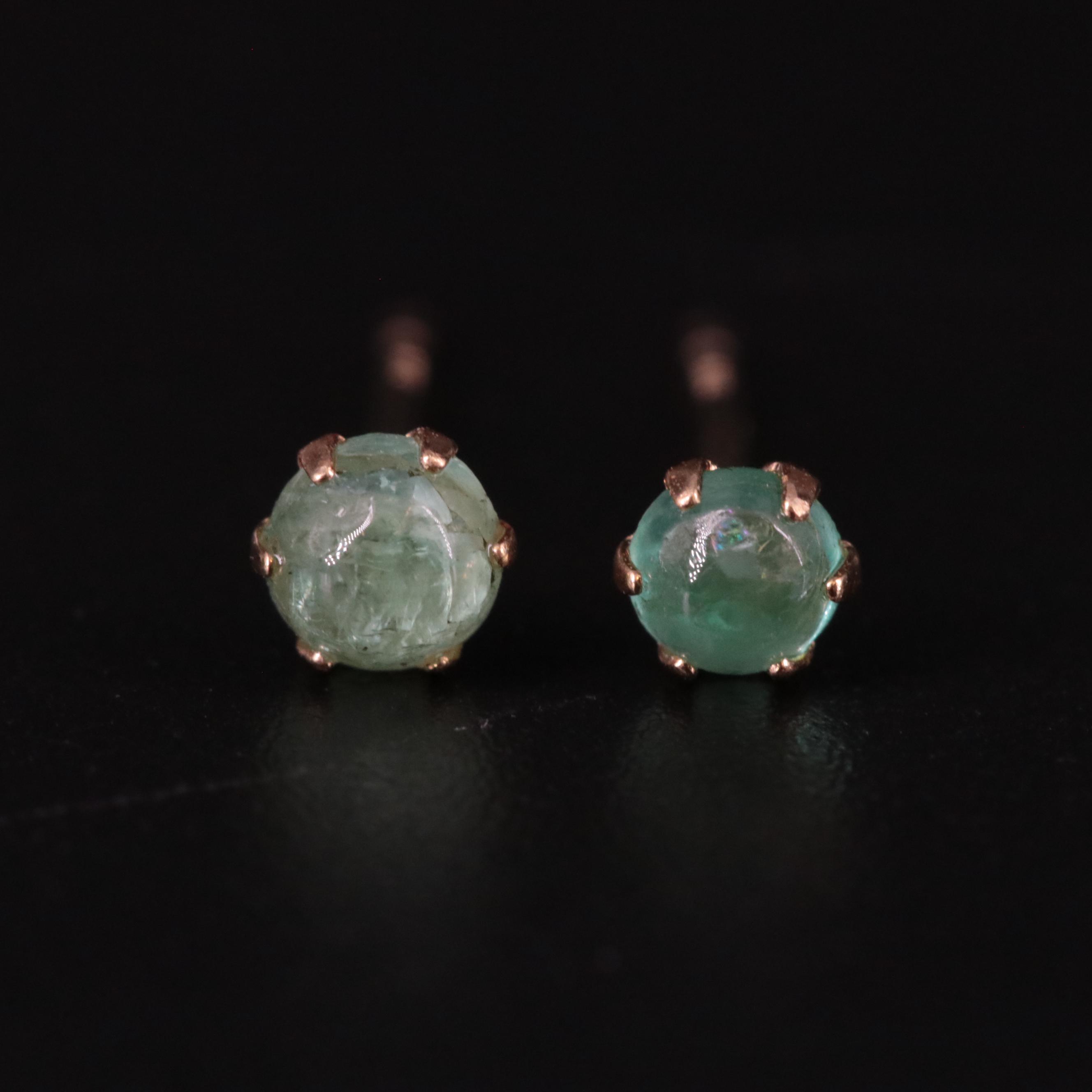 18K Emerald Stud Earrings