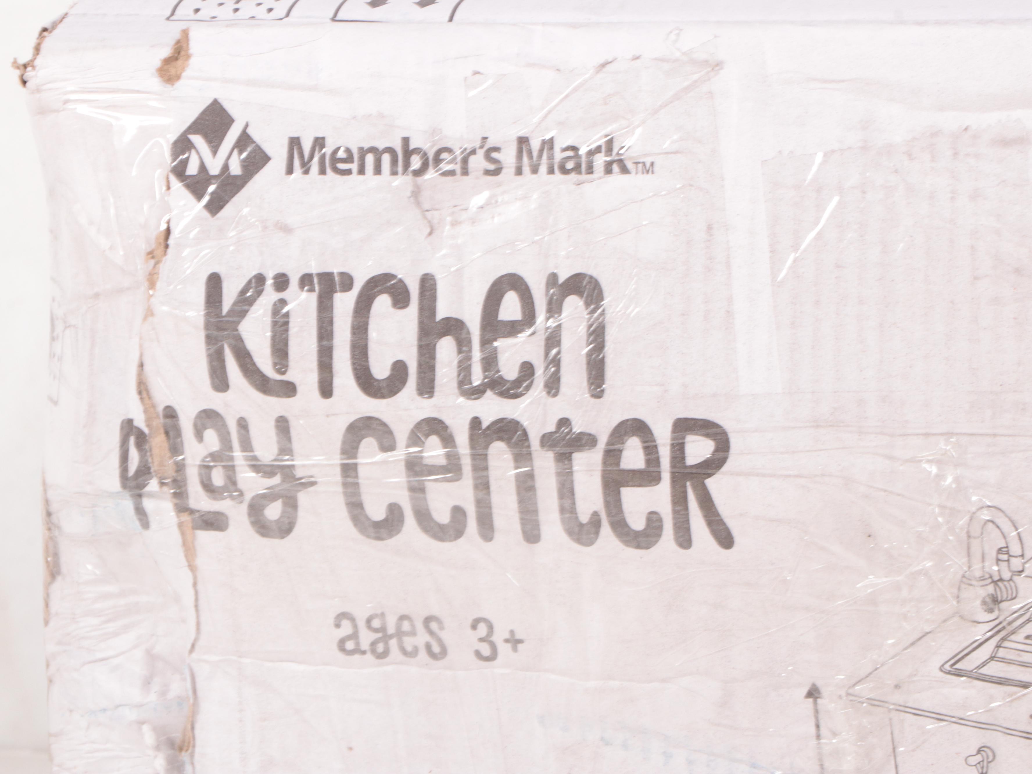 Member's Mark Deluxe Wooden Kitchen Play Center