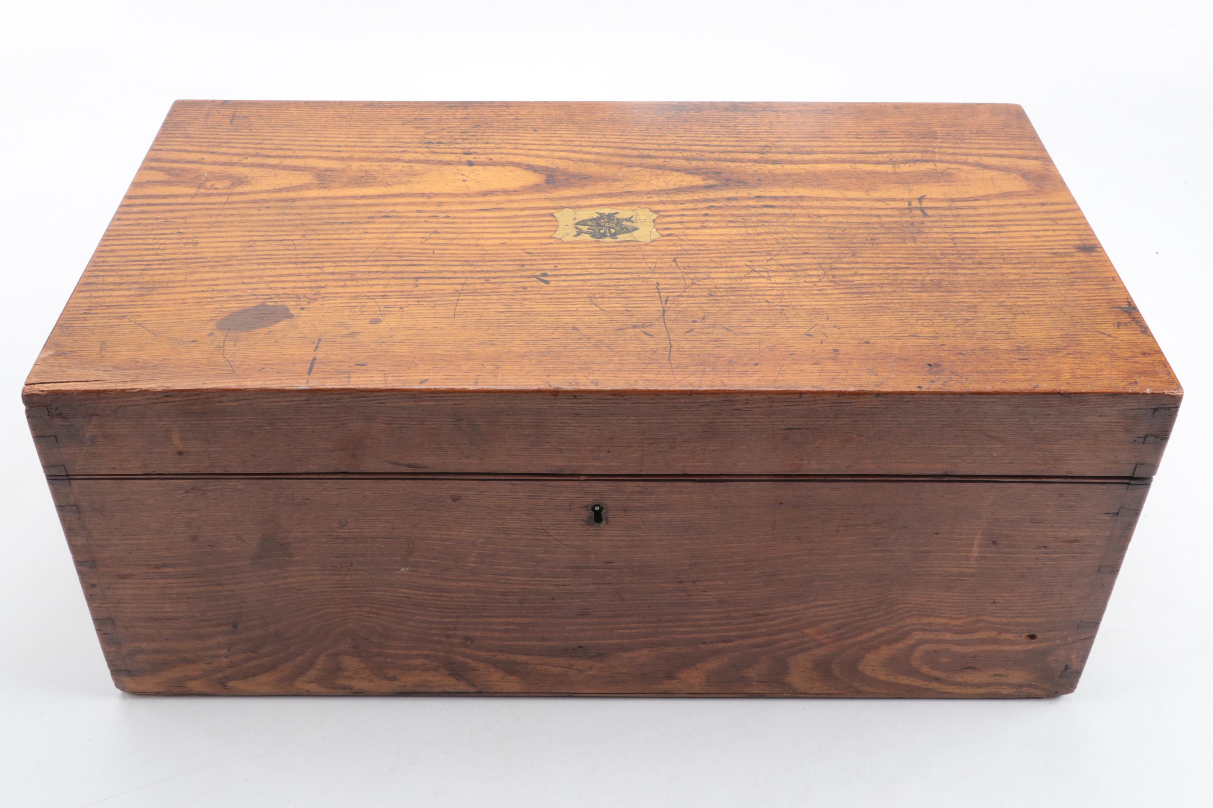 Small Victorian Pine Traveling Trunk, Late 19th/Early 20th Century