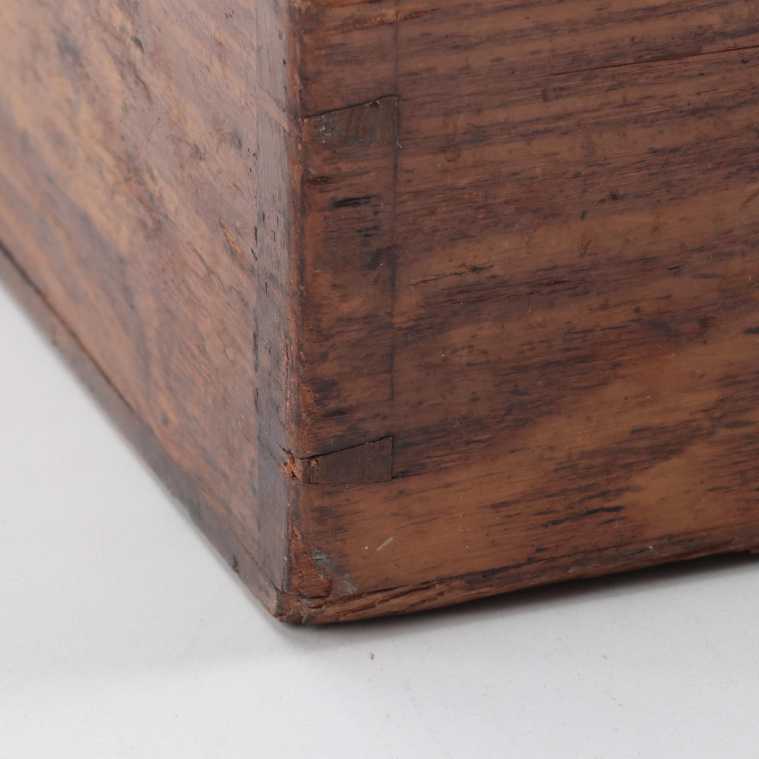 Small Victorian Pine Traveling Trunk, Late 19th/Early 20th Century