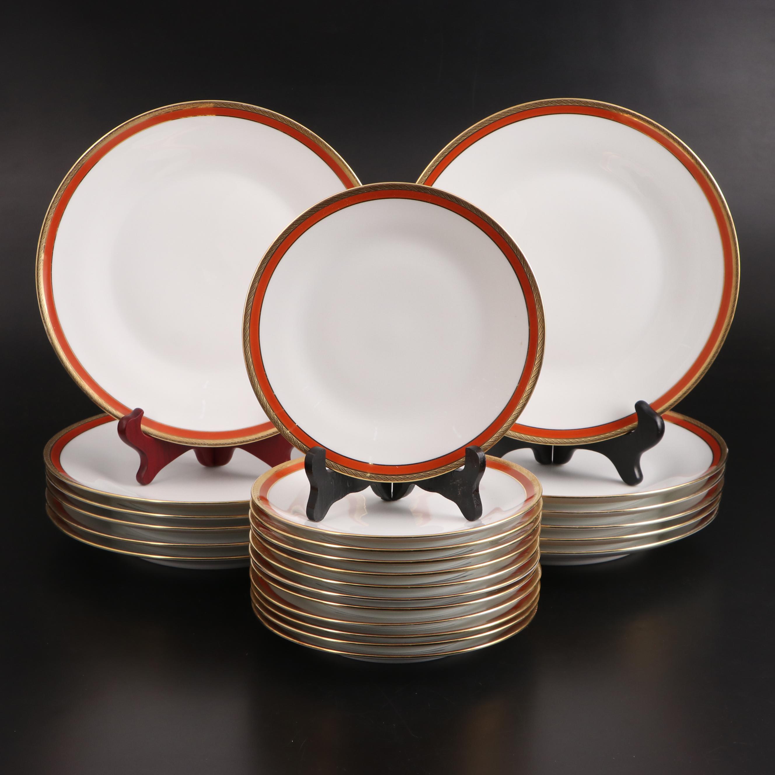 Richard Ginori "Palermo Red" Porcelain Dinner and Salad Plates, Late 20th C.
