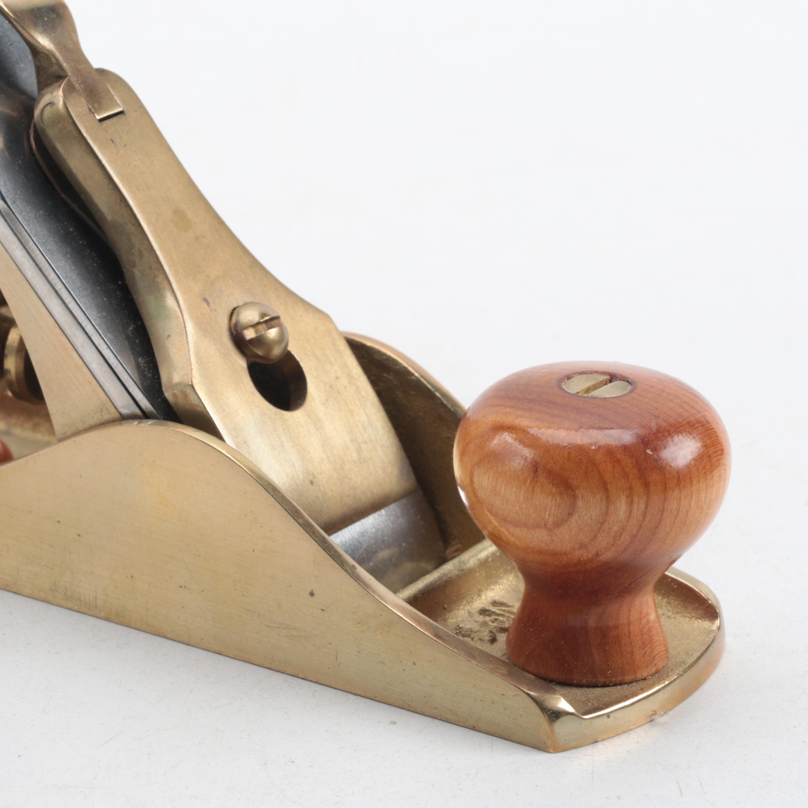 Harris Tools Scraper Plane with Lie-Nielsen Block Plane Tool