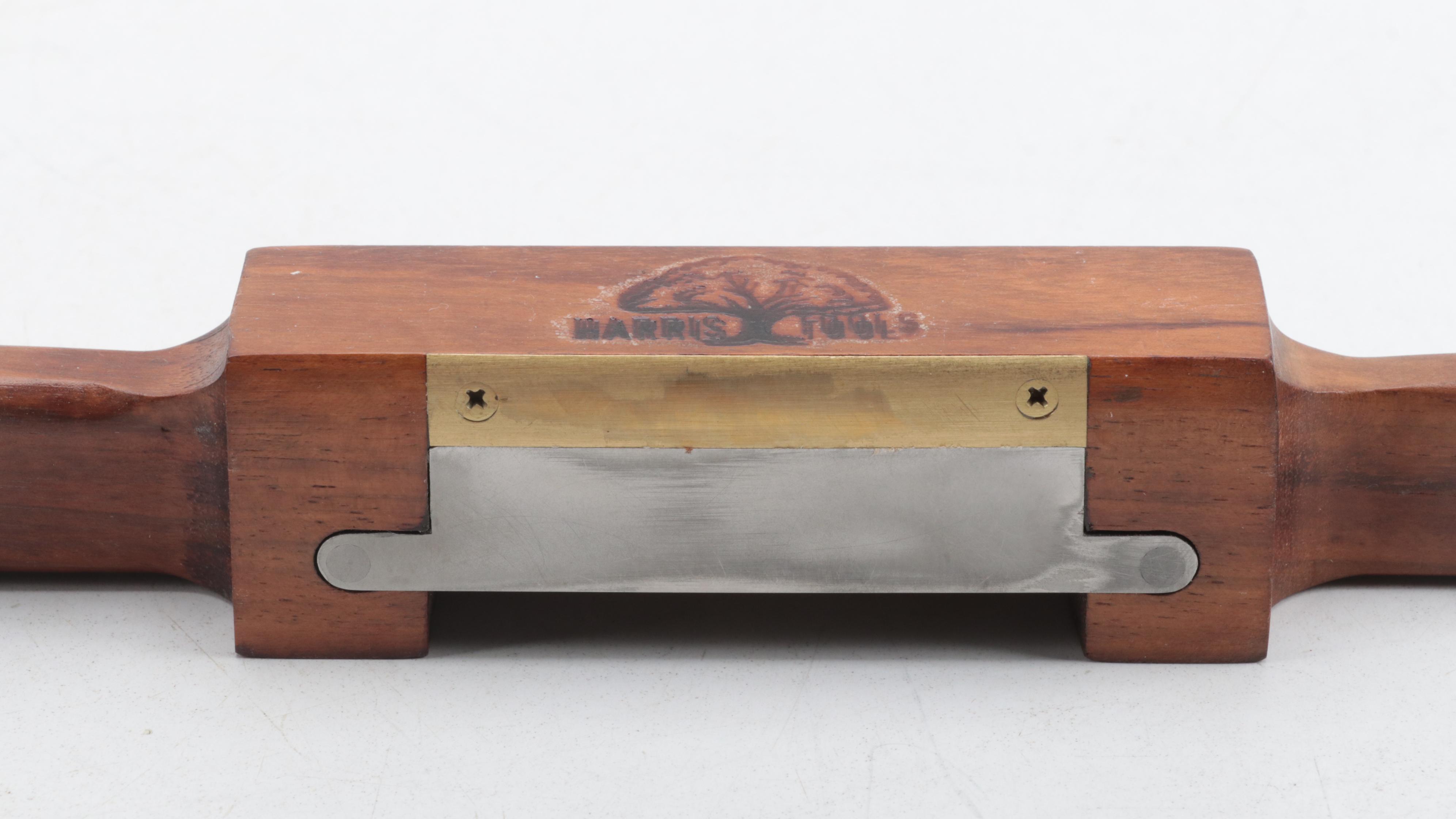 Harris Tools Scraper Plane with Lie-Nielsen Block Plane Tool