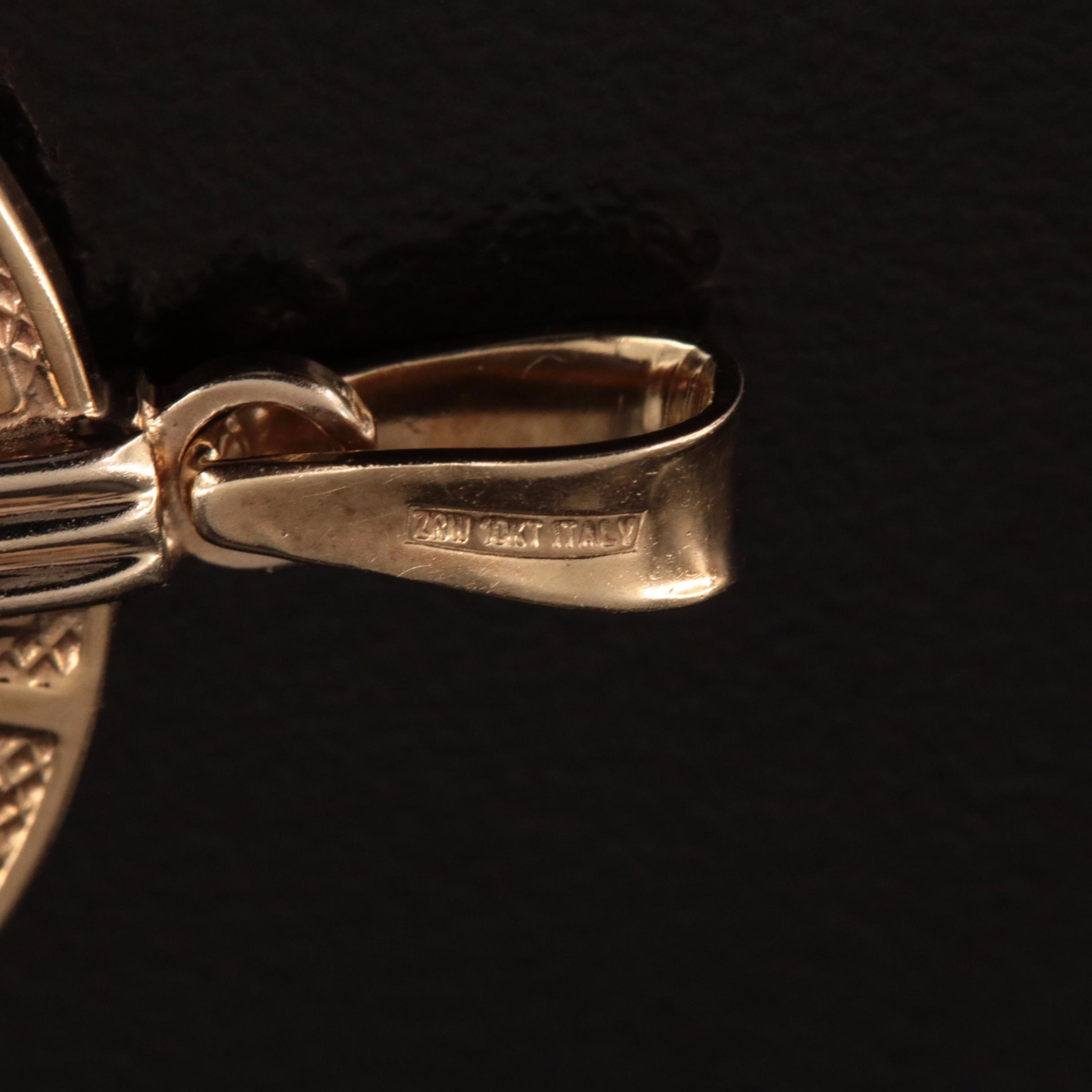 Italian 10K Green Key Circle Pendant