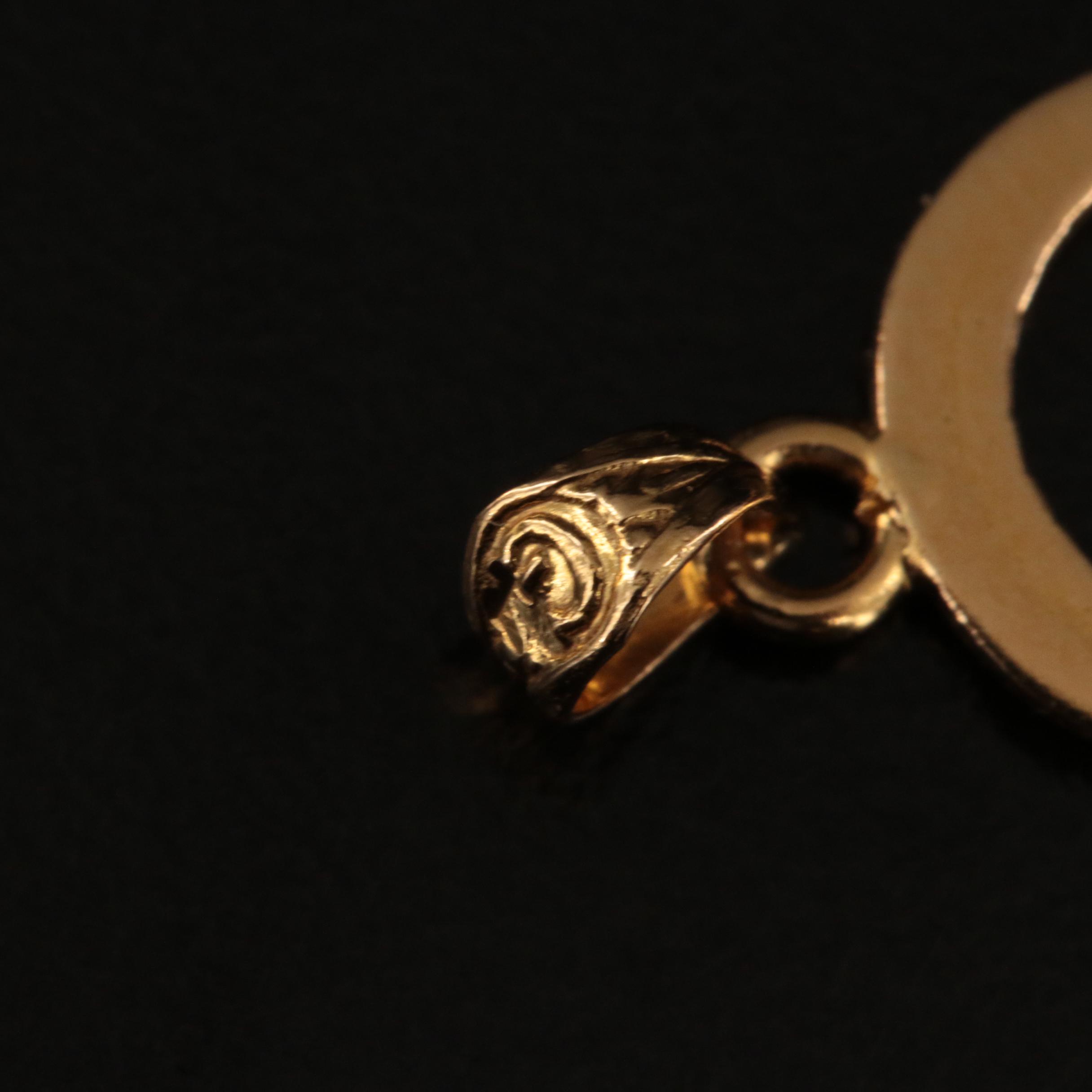 18K Egyptian Ankh Pendant