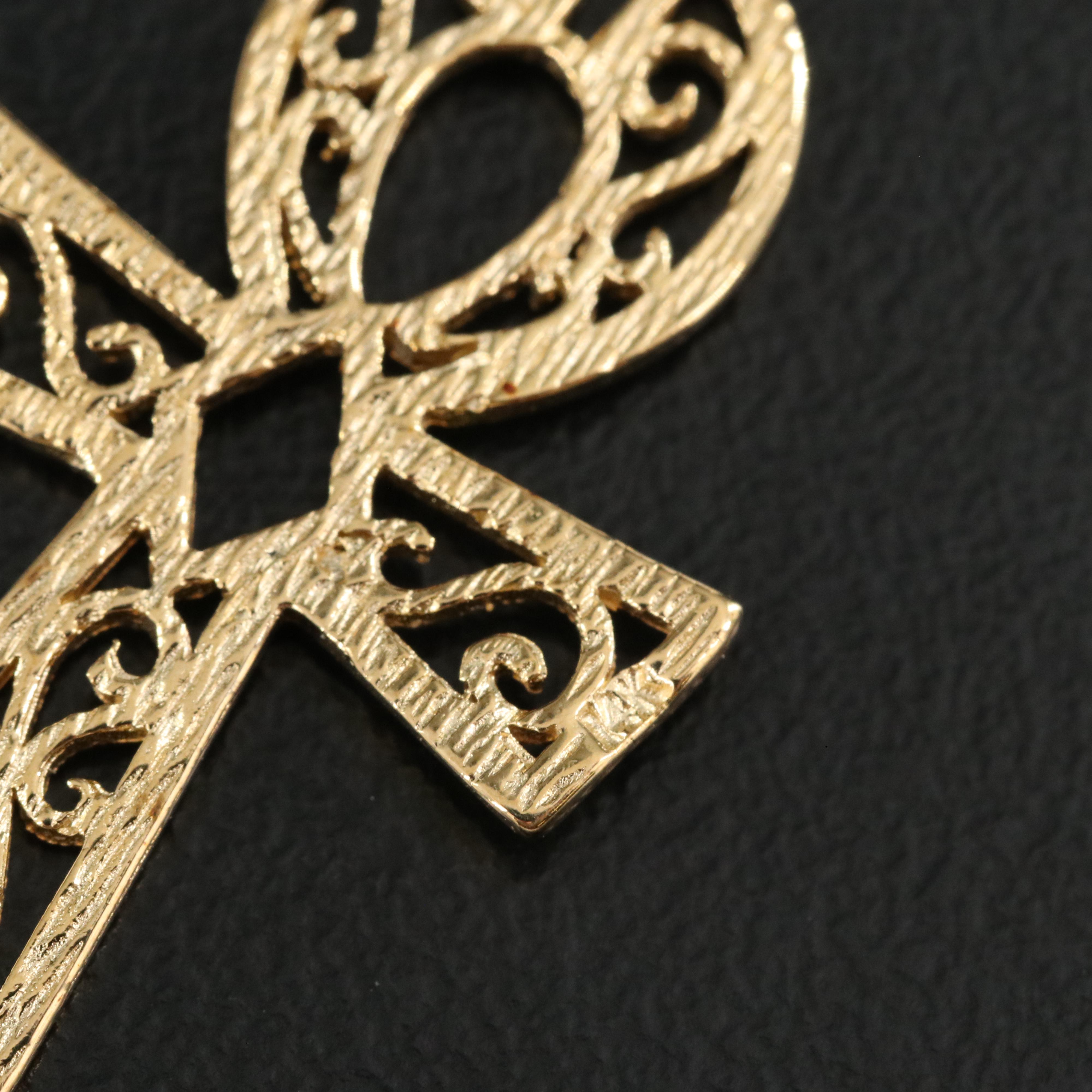 14K Openwork Ankh Pendant