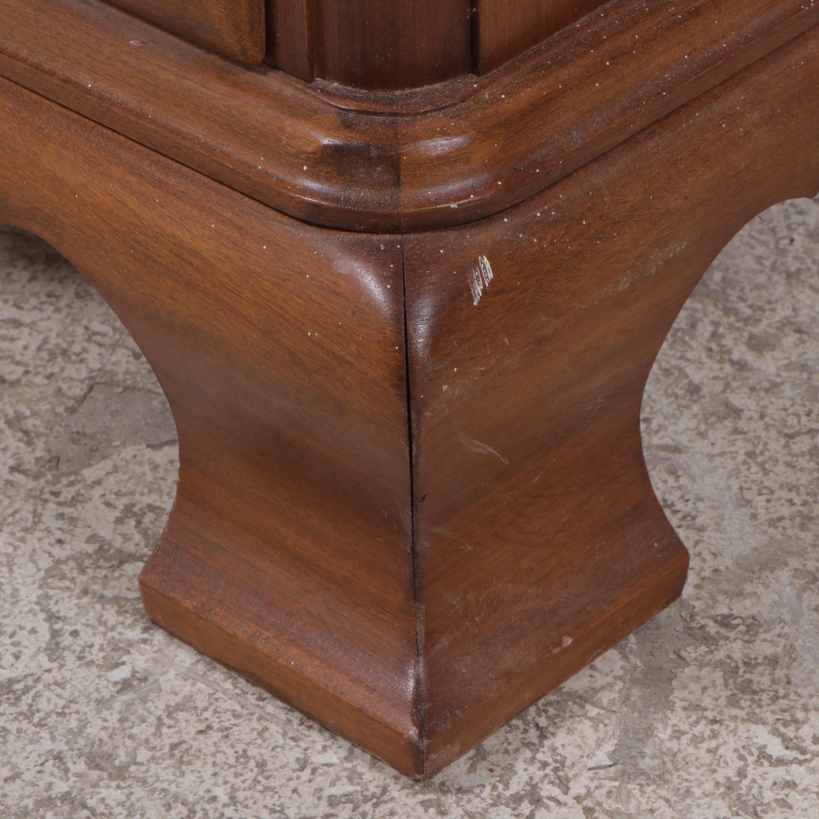 Kling Chippendale Style Maple Nine-Drawer Dresser