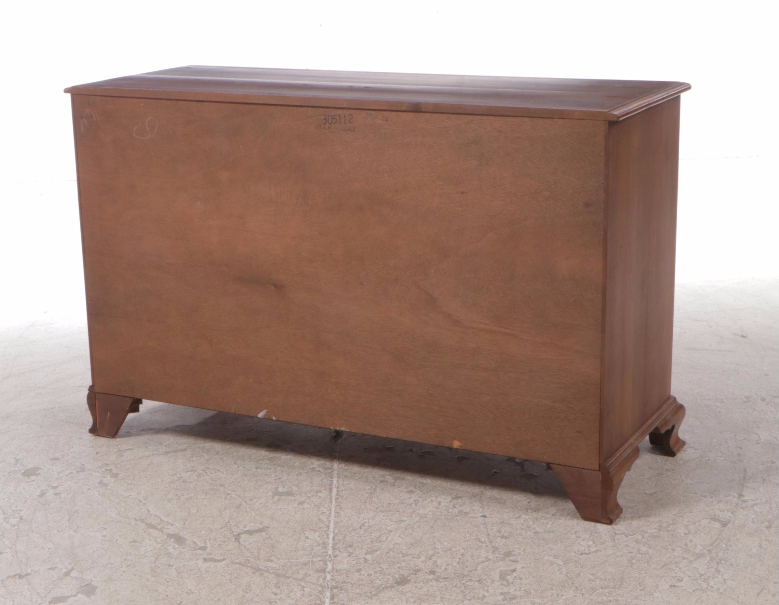 Kling Chippendale Style Maple Nine-Drawer Dresser