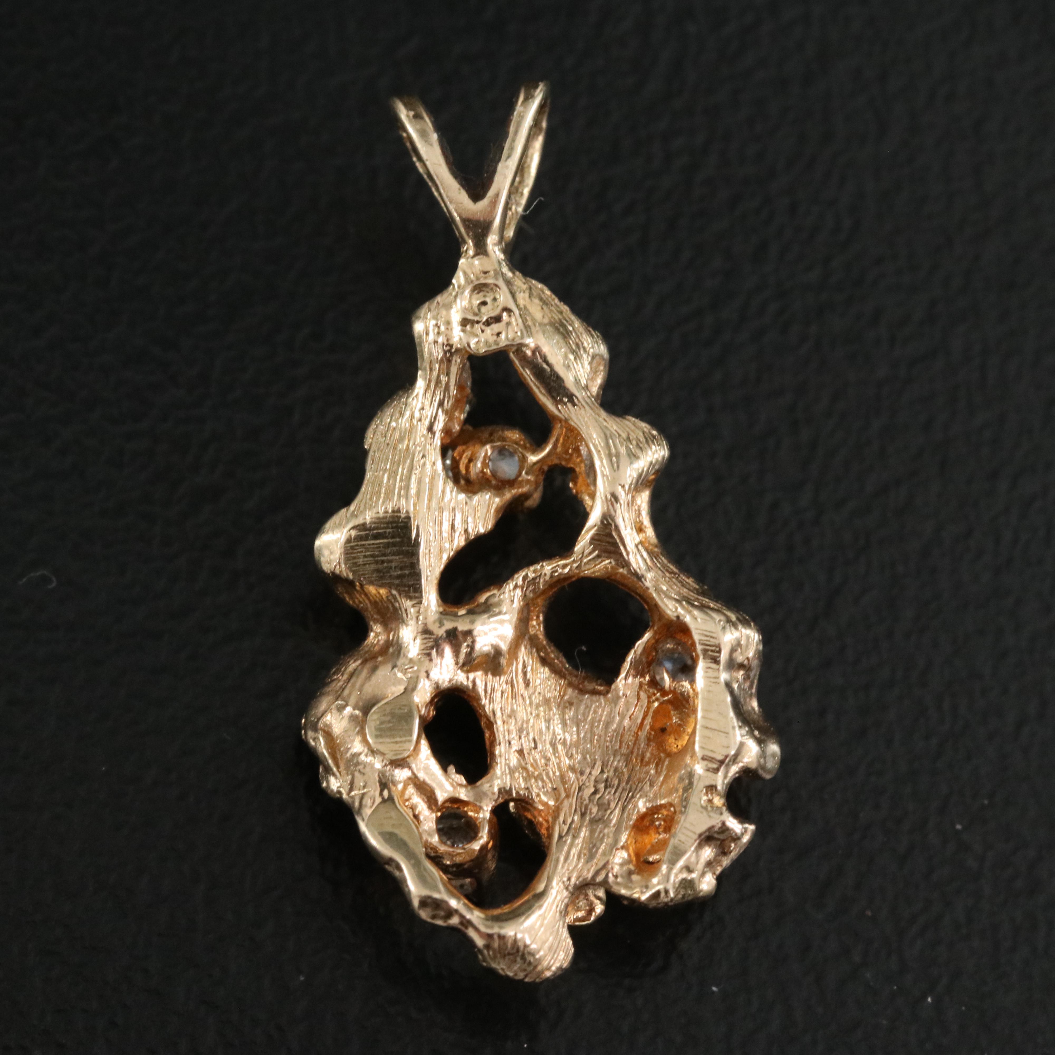 14K 0.11 CTW Diamond Cast Pendant