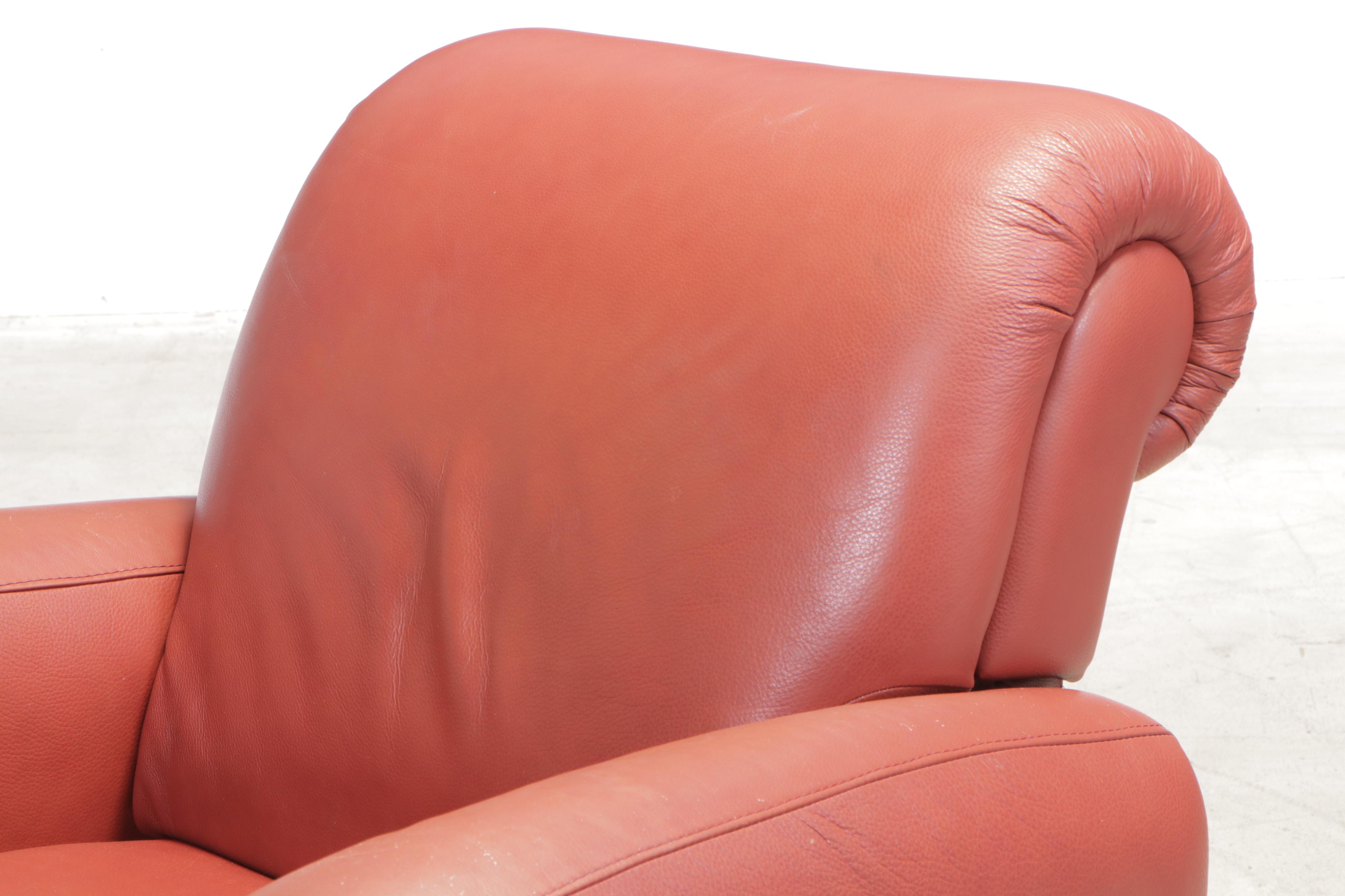 Decoro USA Ltd. Leather Recliner