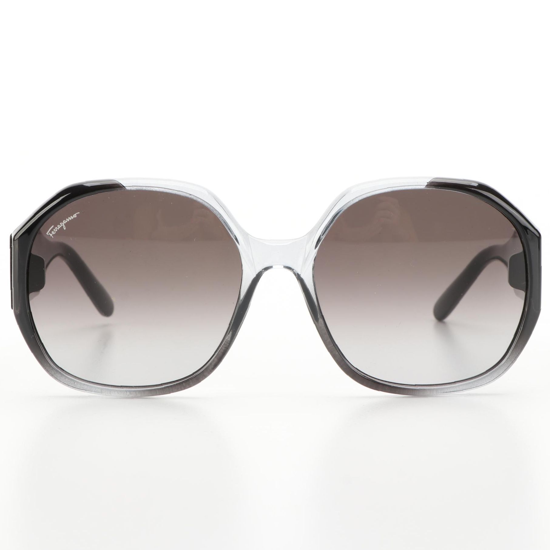 Salvatore Ferragamo SF943S Sunglasses with Case