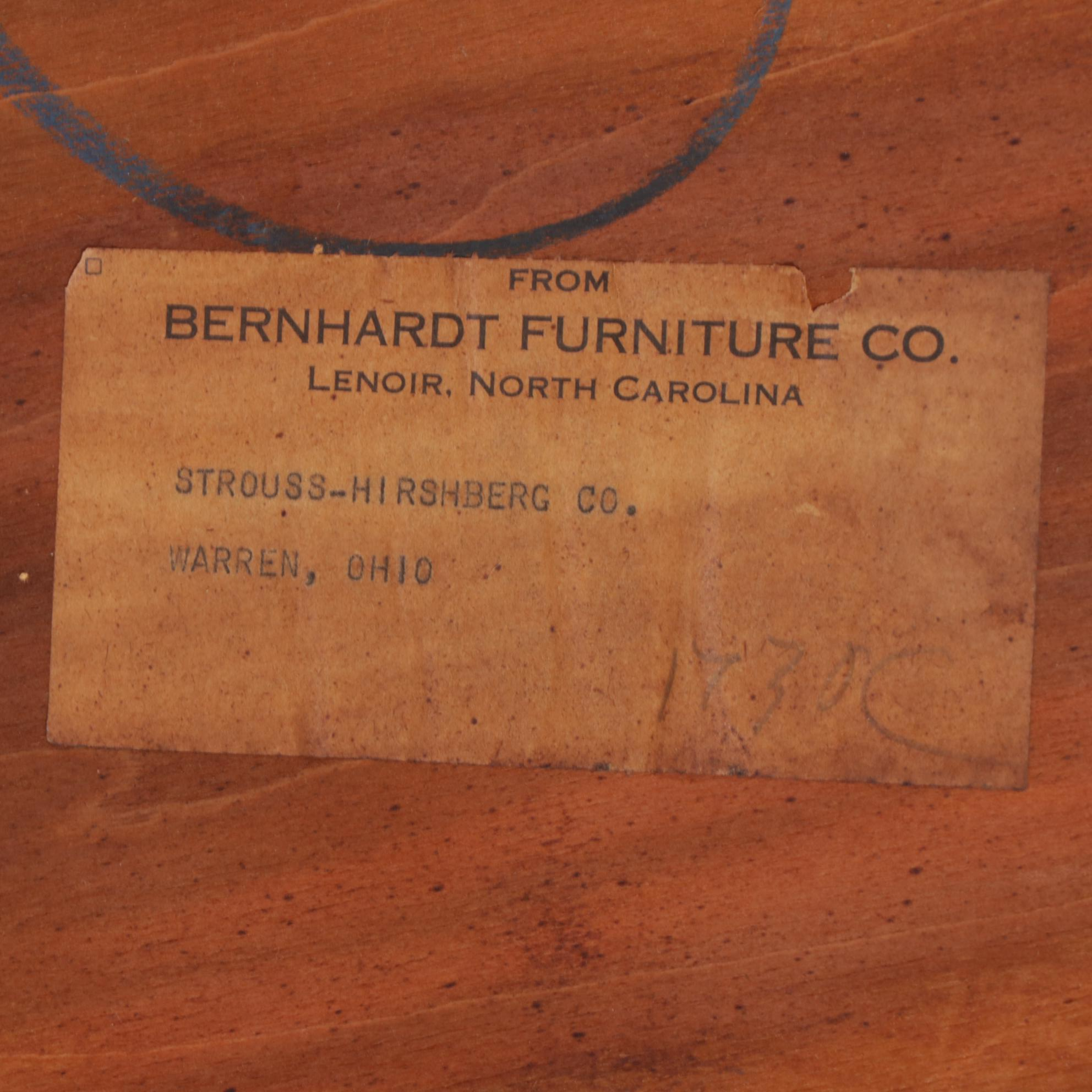 Bernhardt Federal Style Mahogany China Cabinet, Mid-20th Century