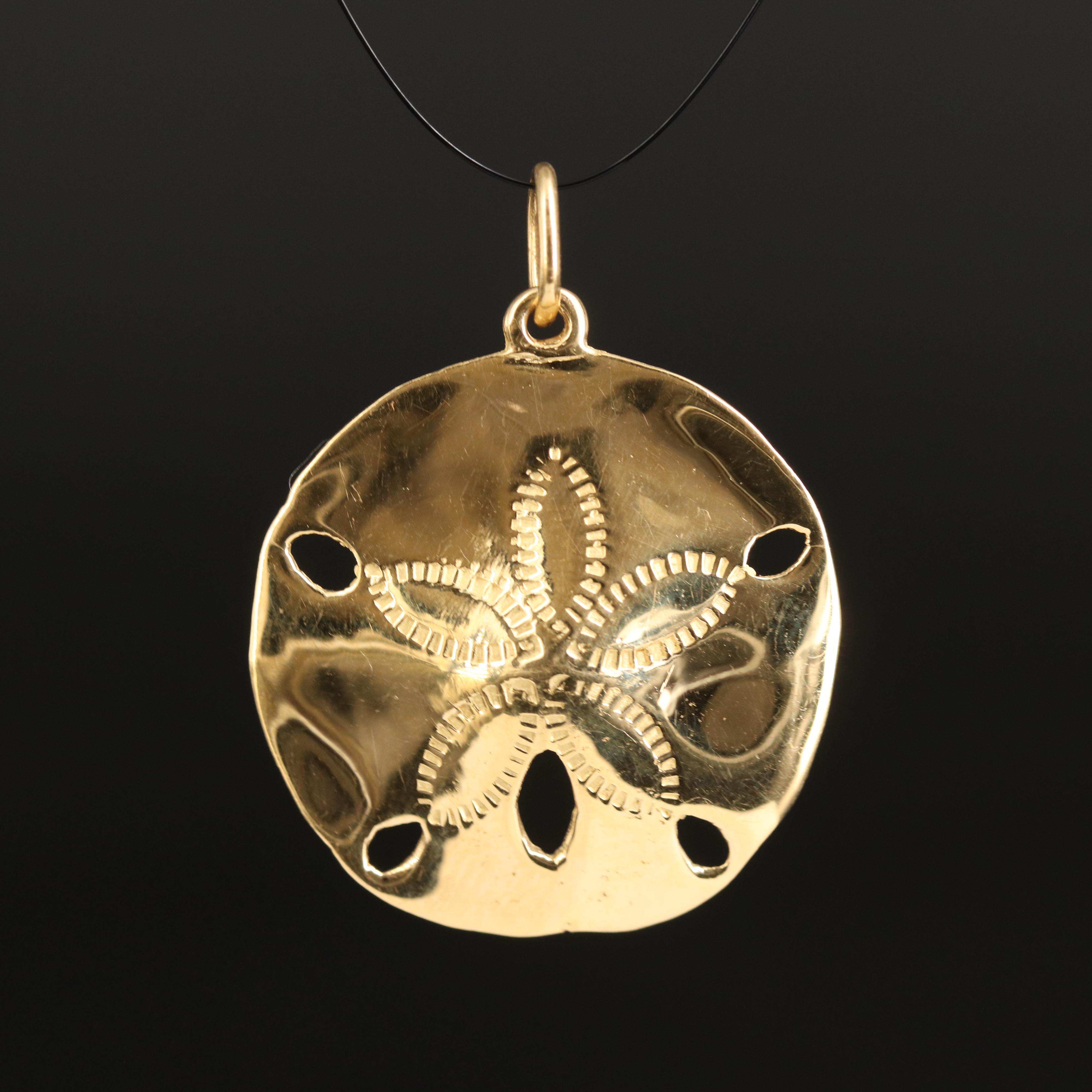 18K Sand Dollar Pendant