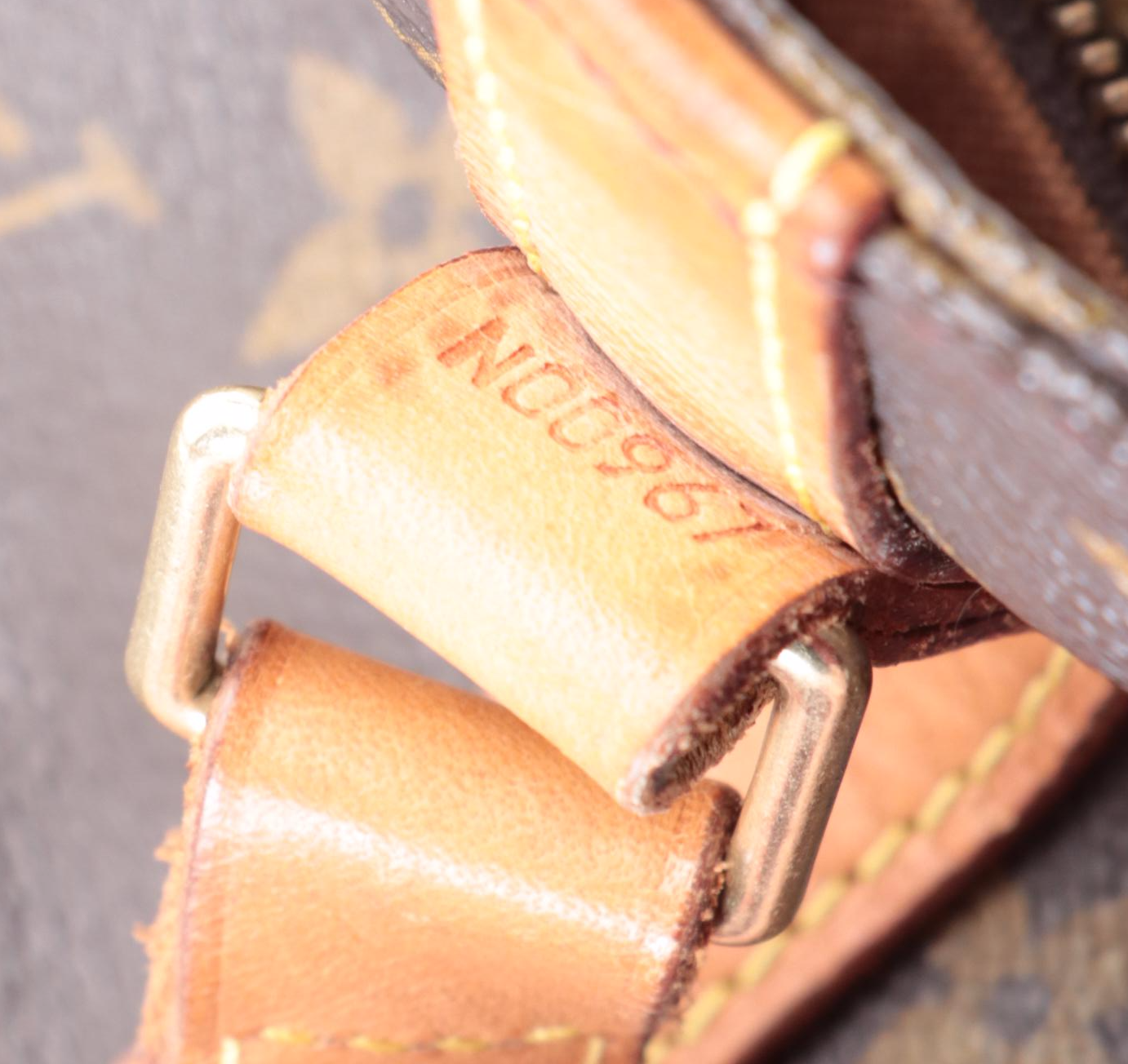 Louis Vuitton Sac Shopping Tote in Monogram Canvas and Vachetta Leather