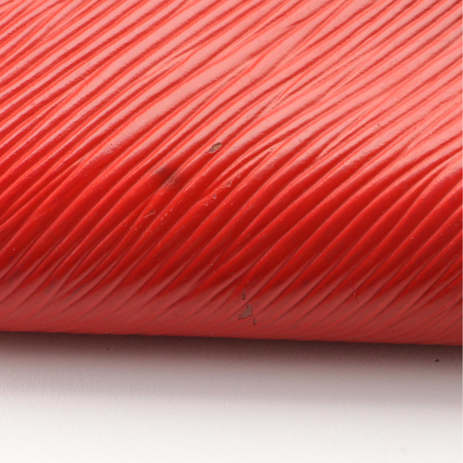 Louis Vuitton Twist Long Wallet in Coquelicot Red Epi Leather