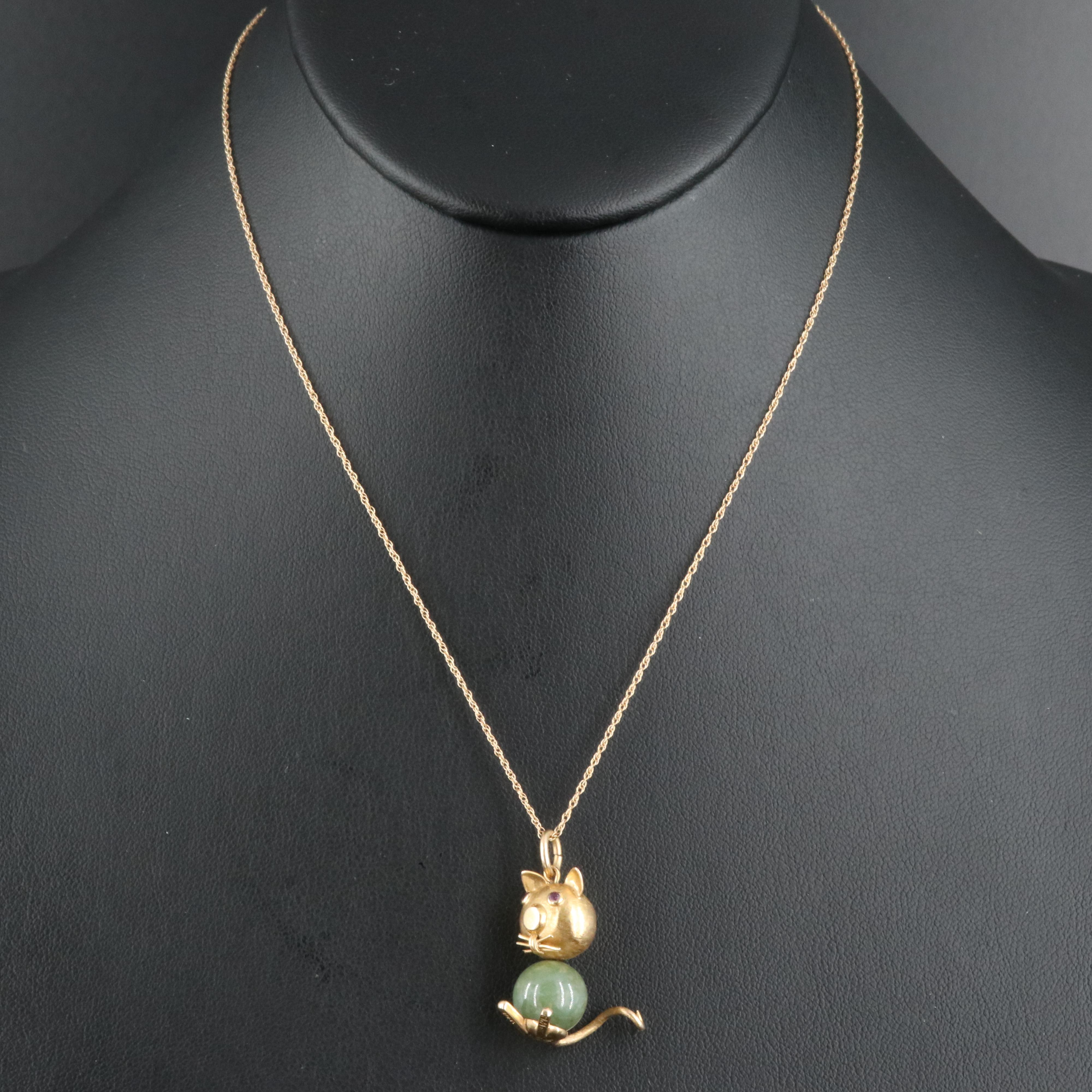 Vintage 14K Jadeite and Ruby Mouse Pendant Necklace