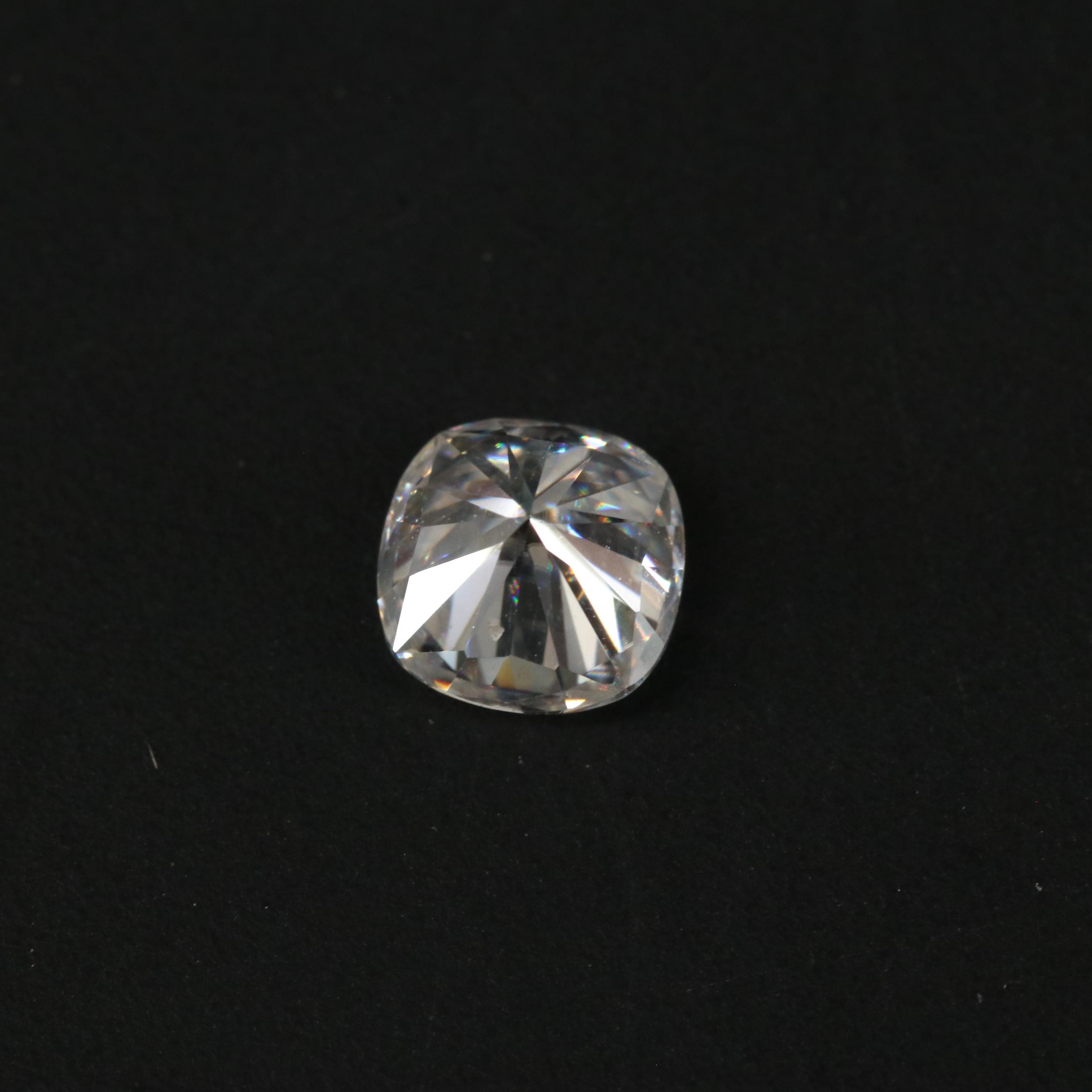 Loose 1.08 CTW Moissanites