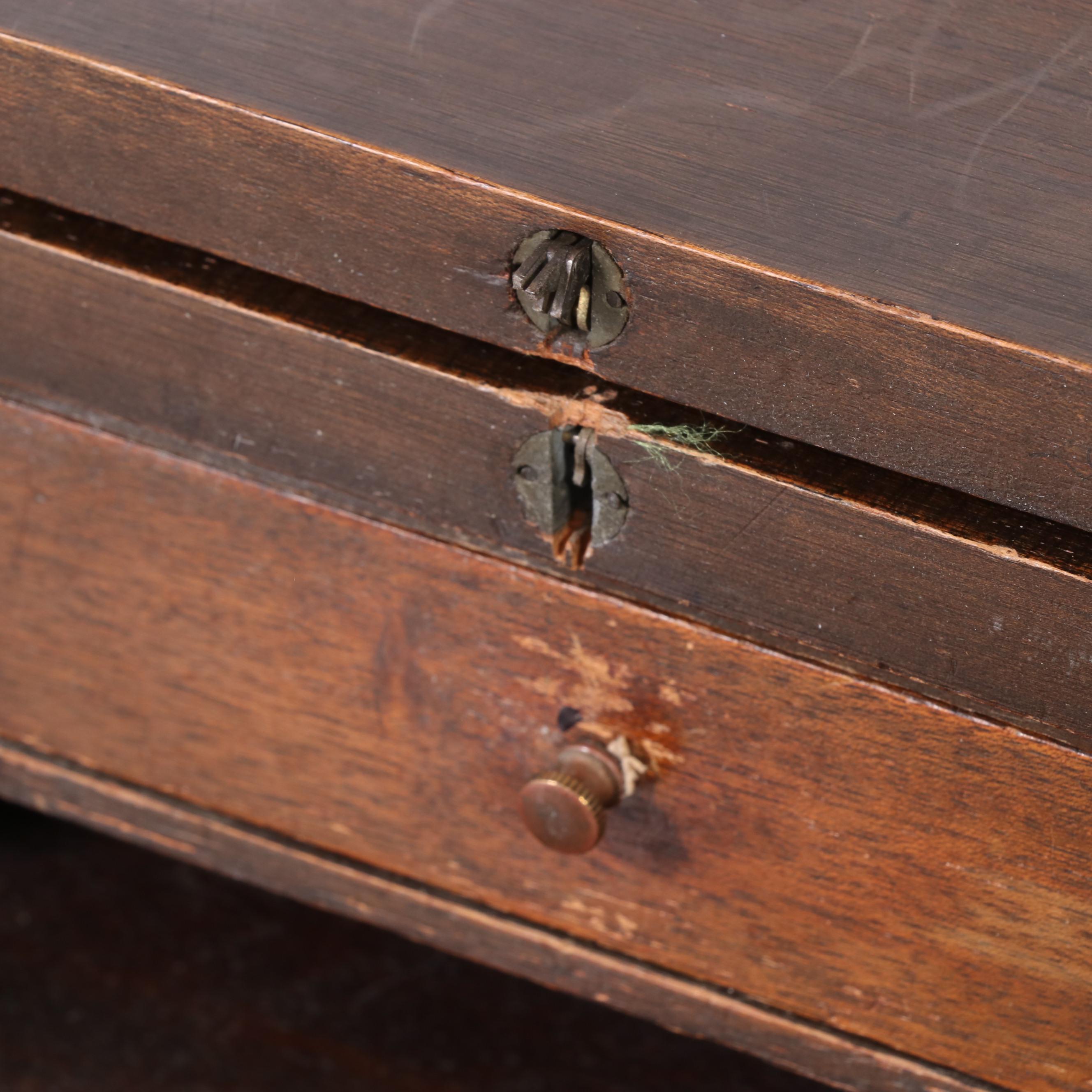 Colonial Mfg. Co. Federal Style Mahogany Spinet Desk, Early 20th Century
