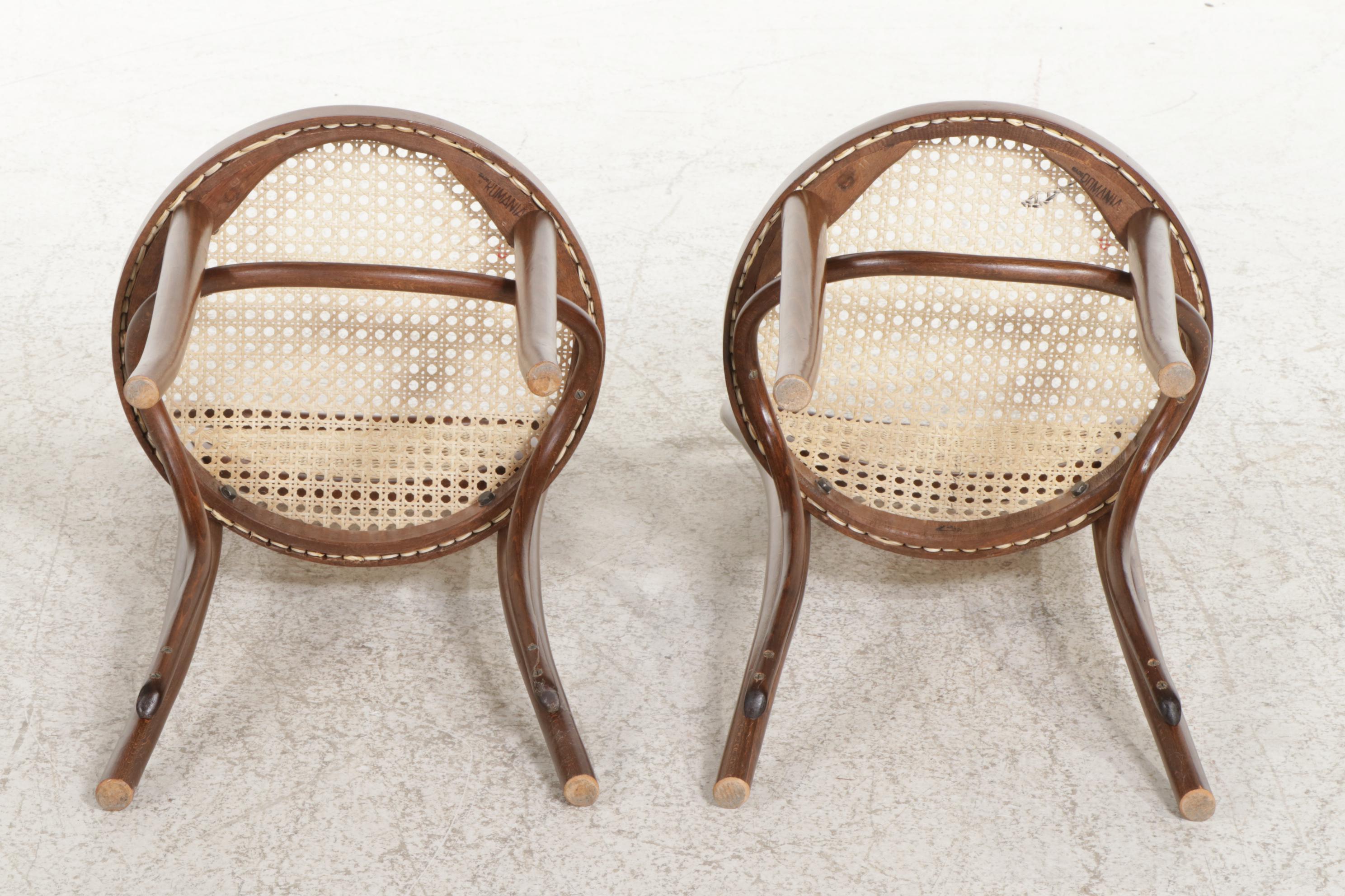 Romanian Bentwood Three-Piece Bistro Set, Late 20th Century