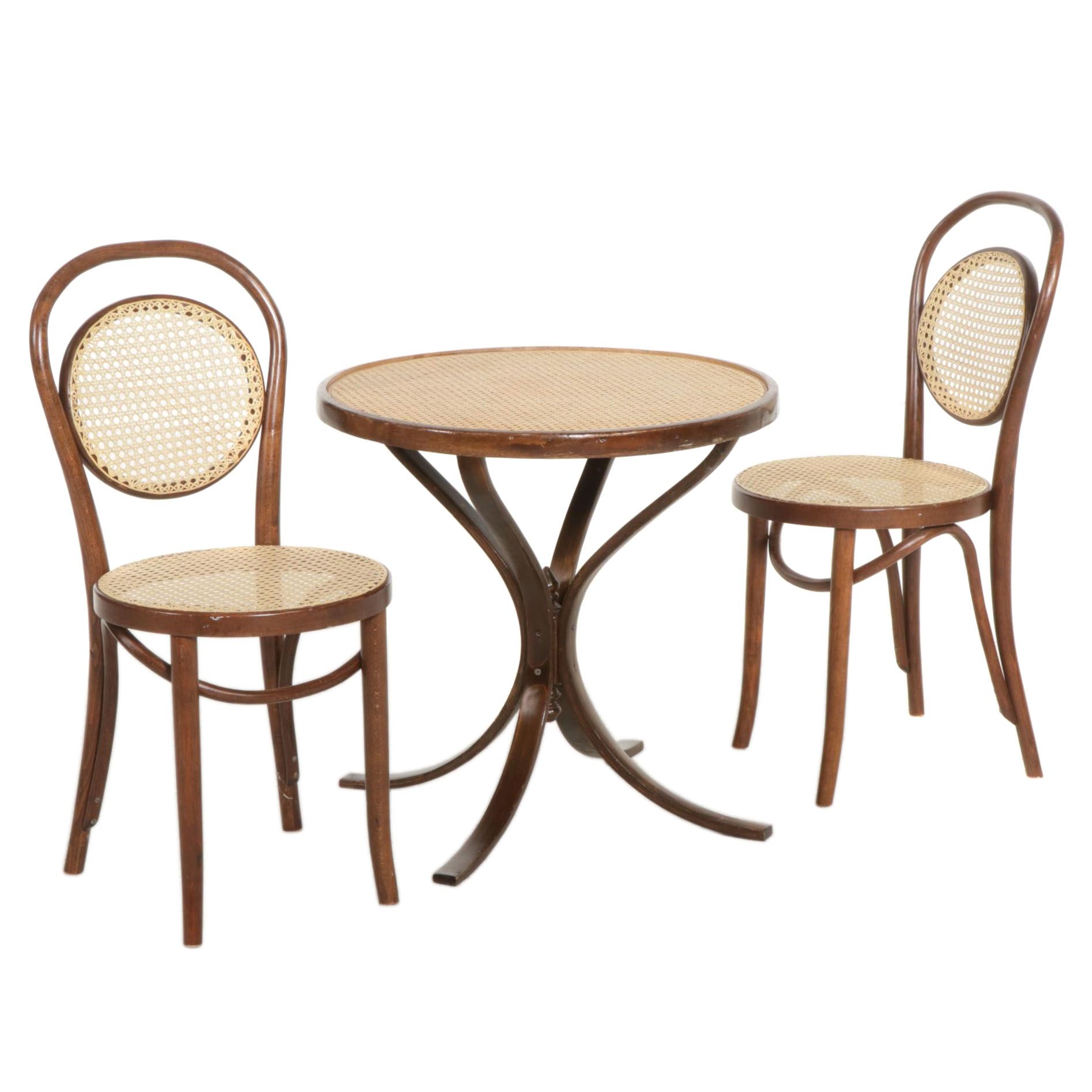 Romanian Bentwood Three-Piece Bistro Set, Late 20th Century