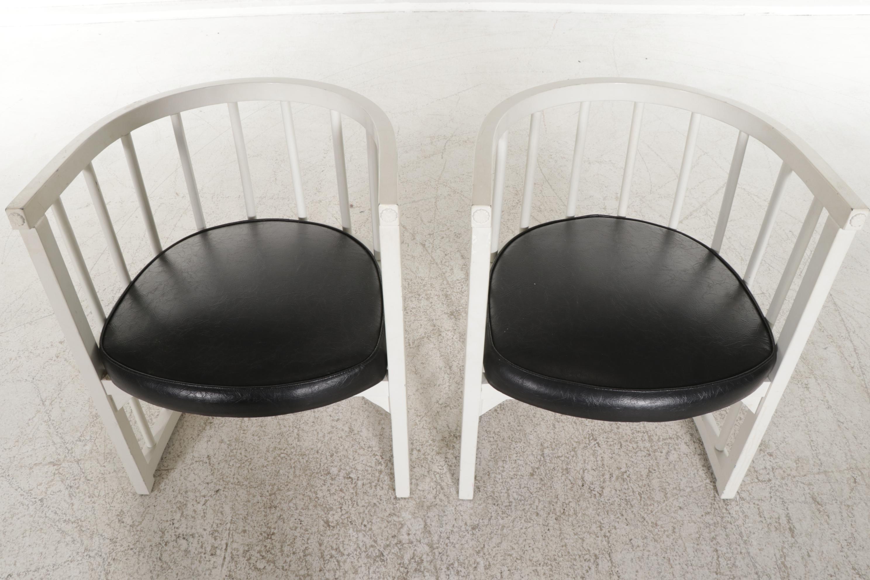 Pair of White-Painted Wood Spindle-Back Tub Chairs, Late 20th Century