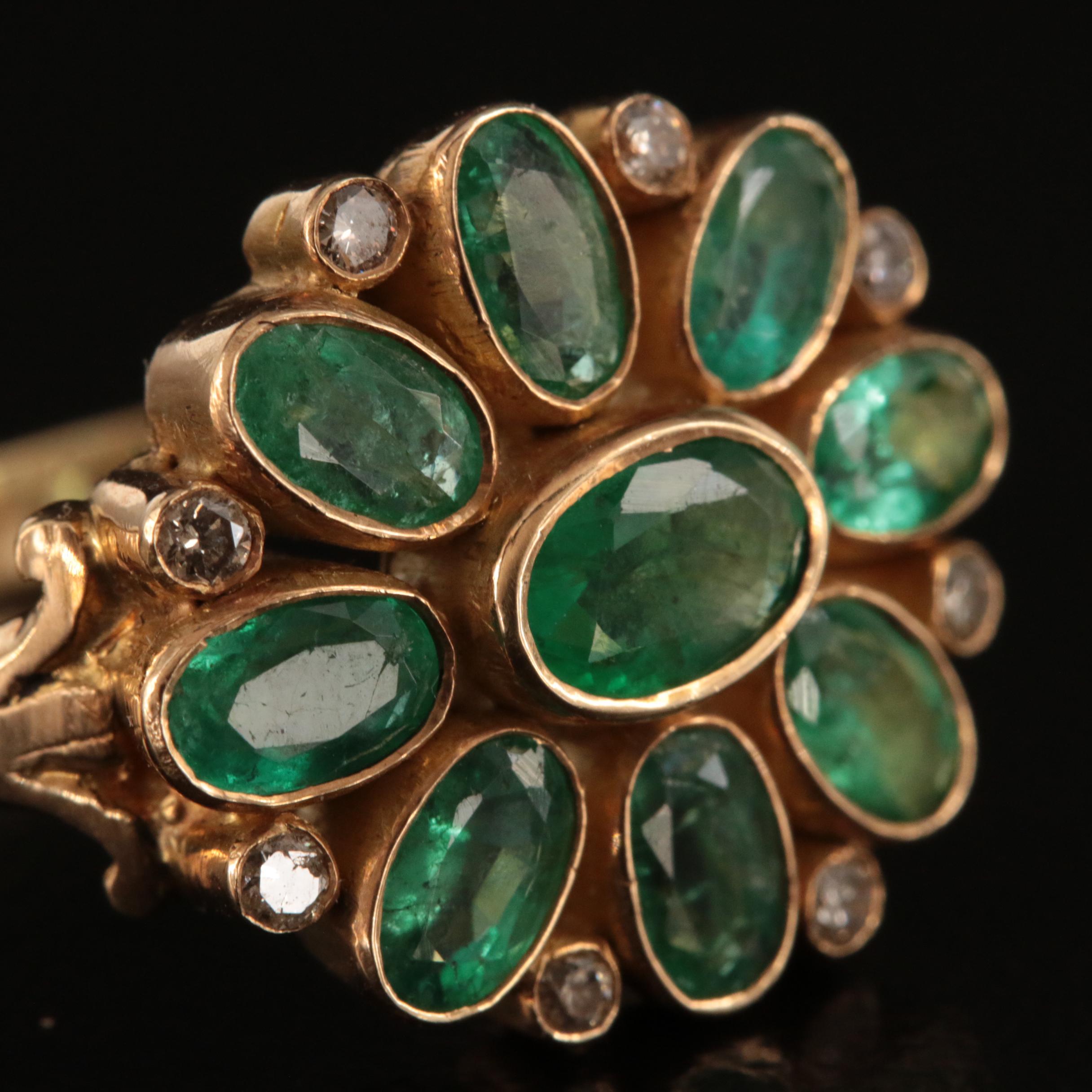 18K Emerald and Diamond Flower Ring